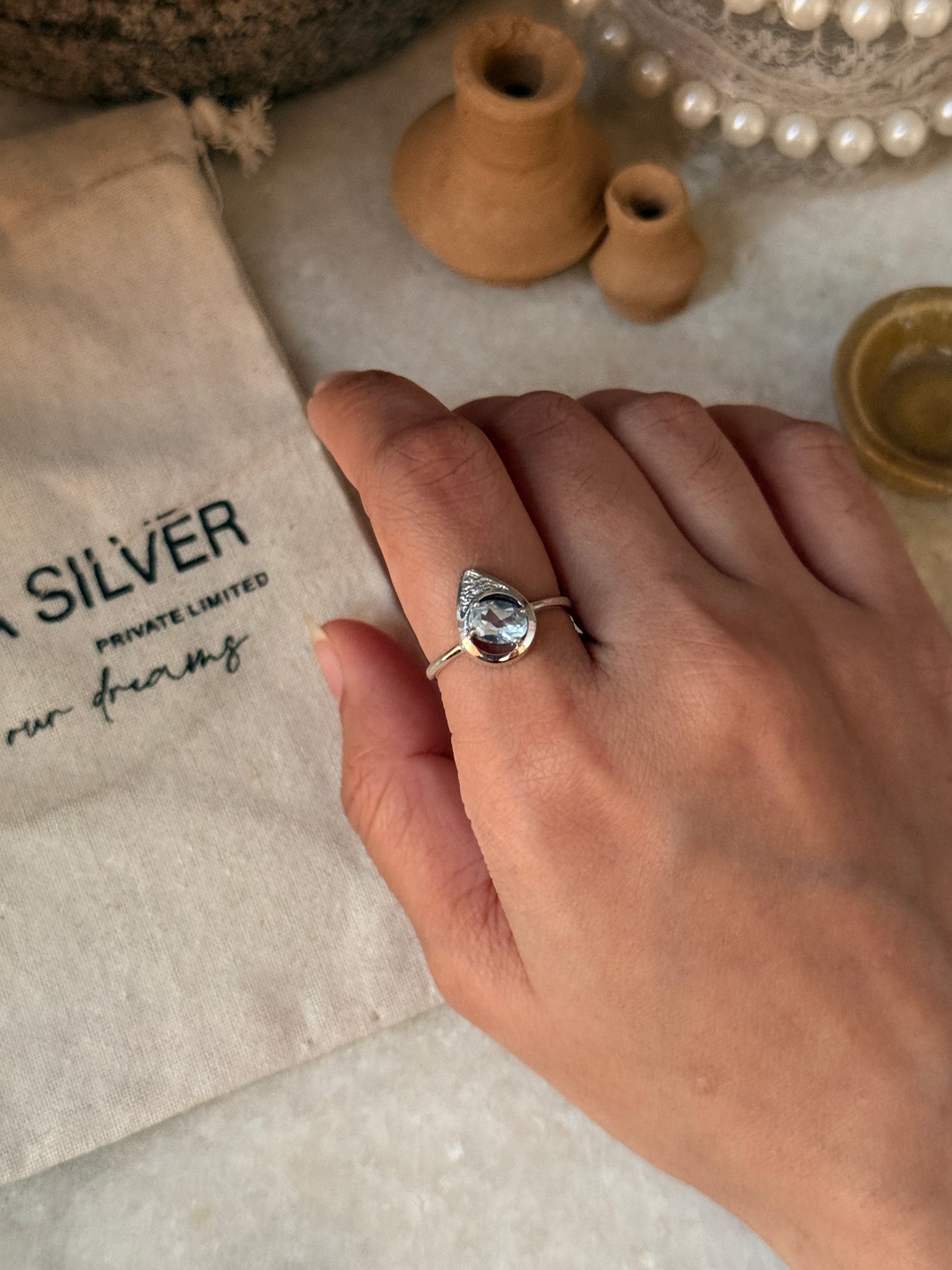 Classic 925 sterling silver blue topaz solitaire ring