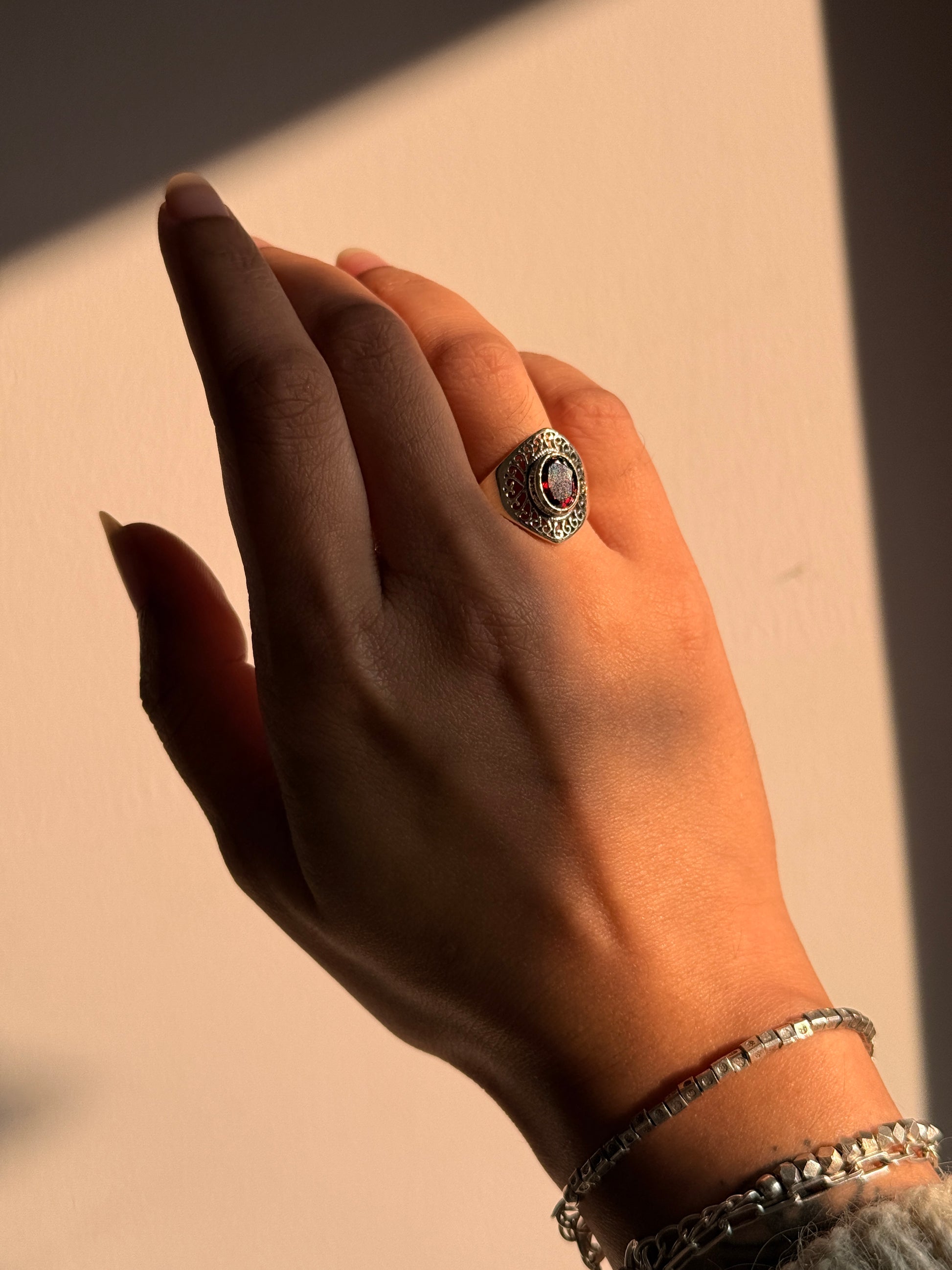 unique garnet oval 925 sterling silver boho vintage ring