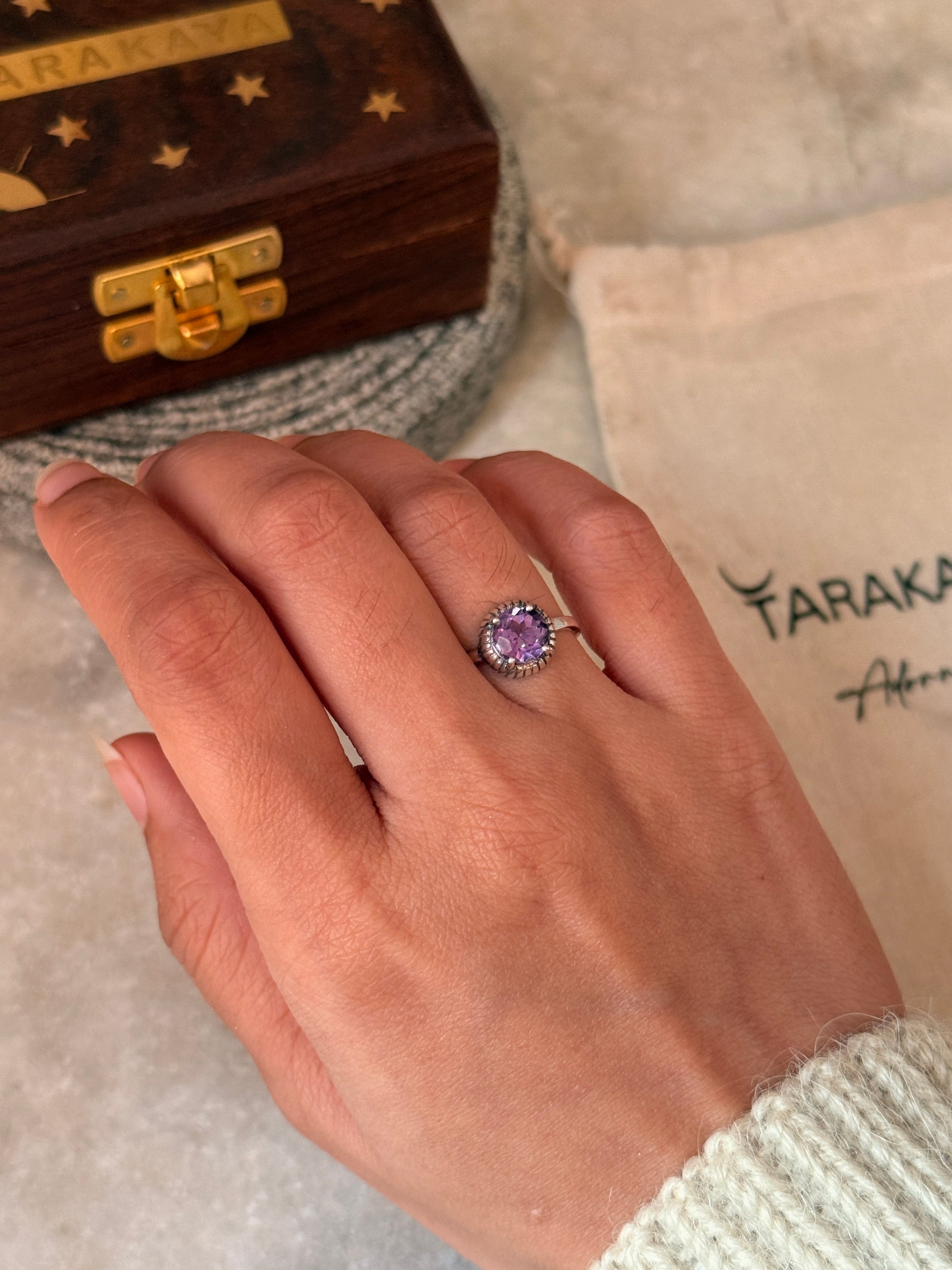 boho style 925 sterling silver amethyst solitaire ring