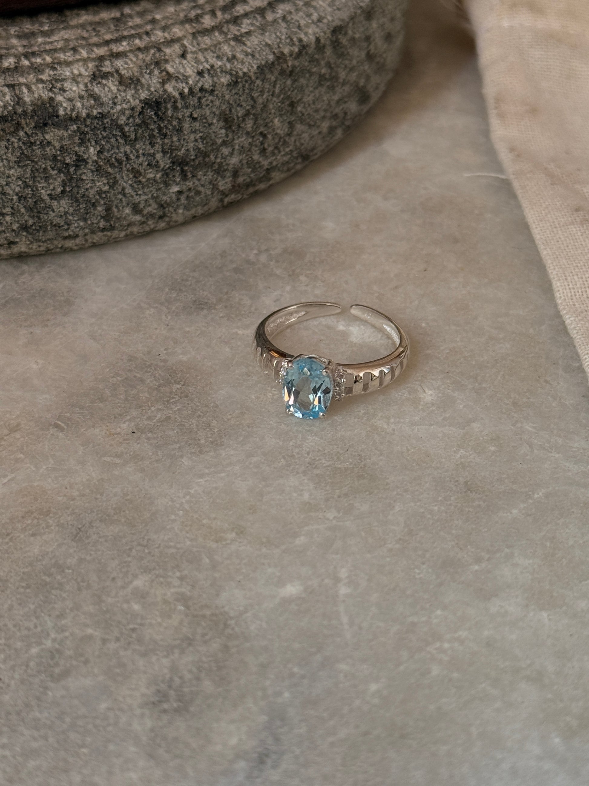 925 sterling silver blue topaz oval adjustable ring  