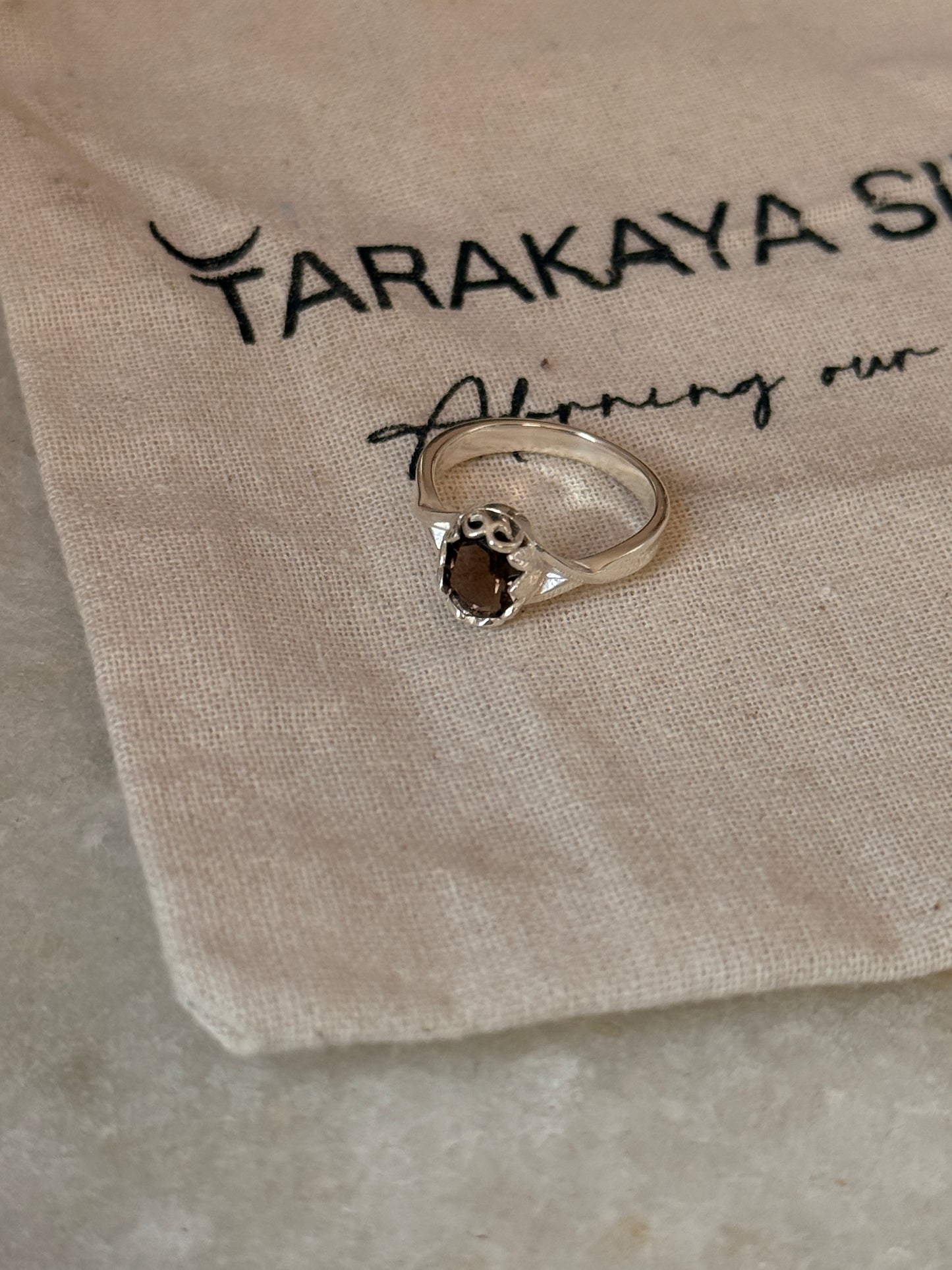 adjustable 925 sterling silver smokey quartz oval ring