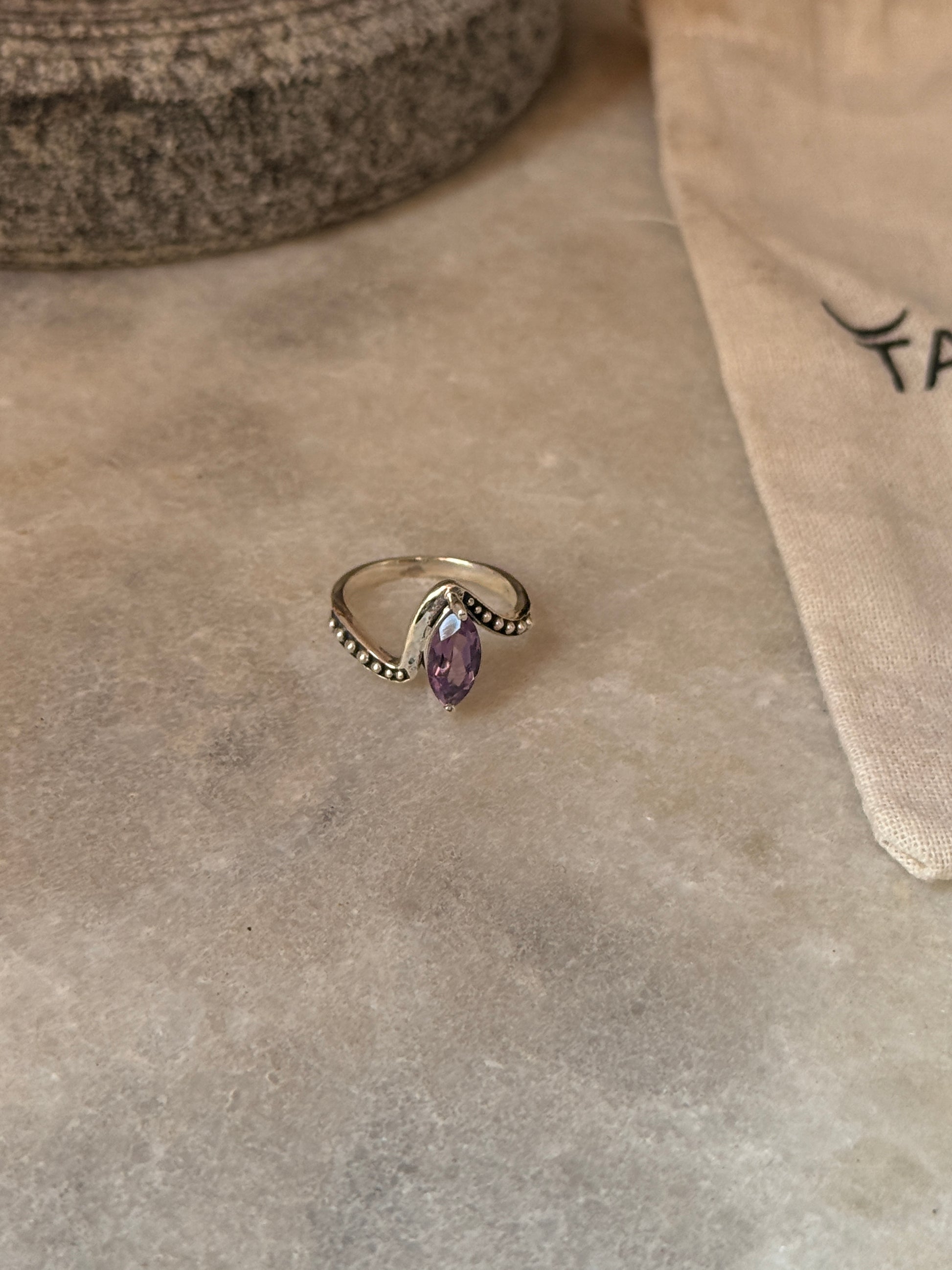 Artisan crafted amethyst marquise rawa band 925 sterling silver ring
