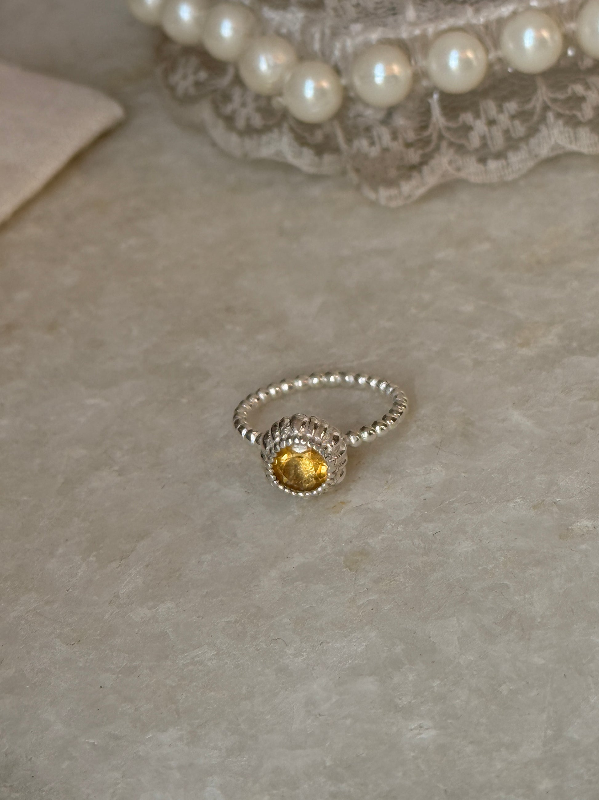 Elegant 925 sterling silver citrine round dot design ring  