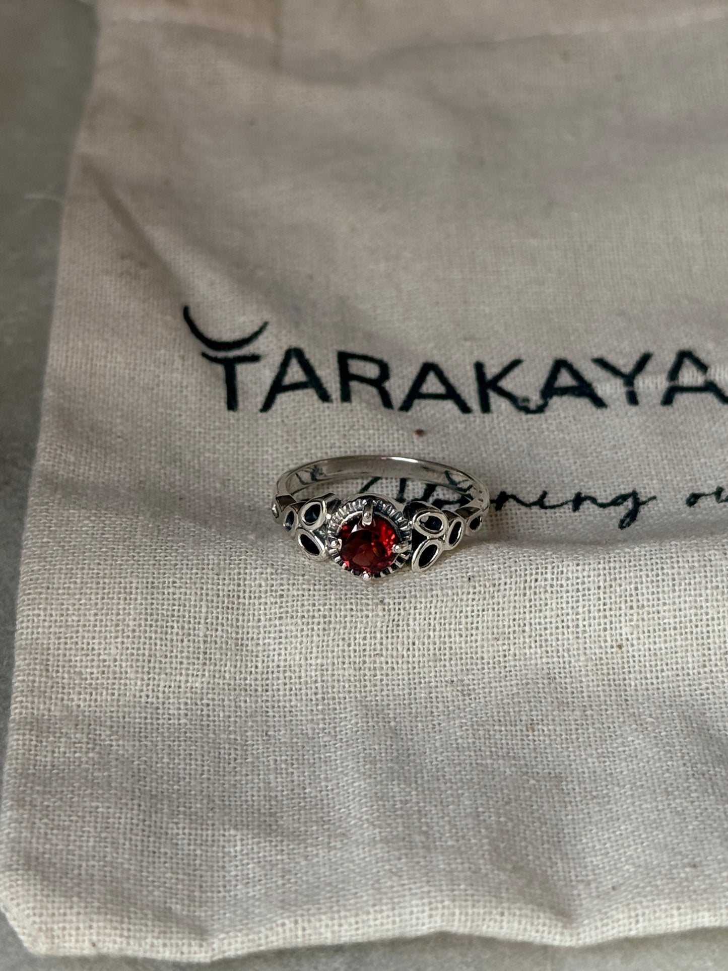 natural garnet round gemstone 925 sterling silver engraved band ring  