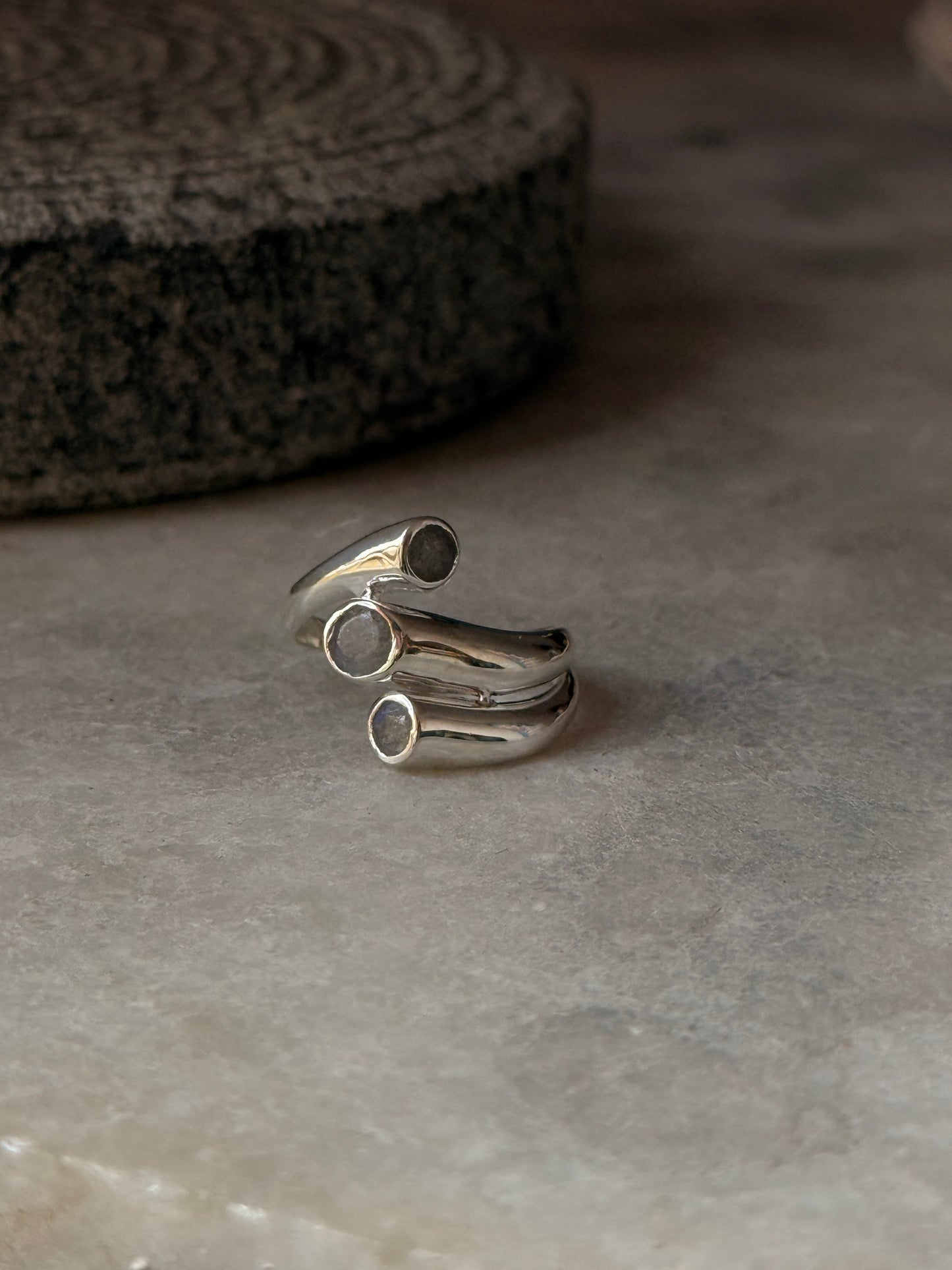 Handmade 925 sterling silver labradorite 3 stone ring