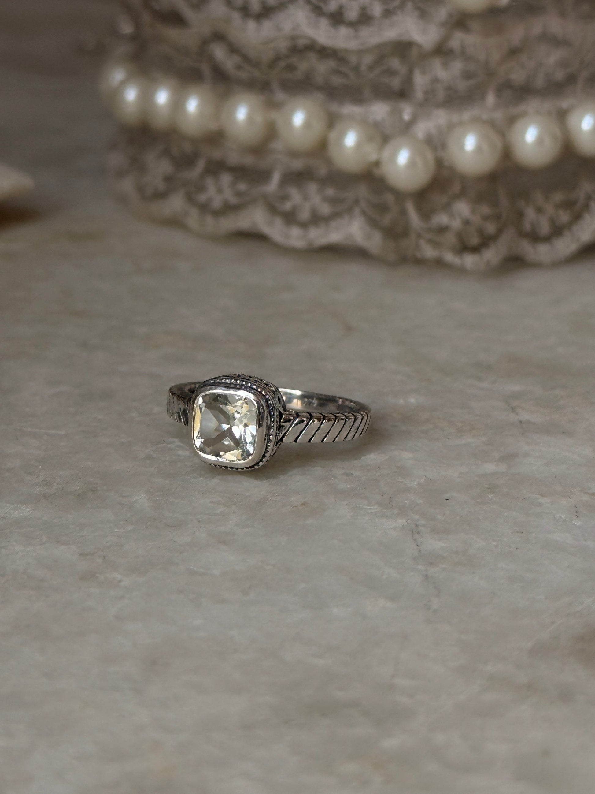 boho style 925 sterling silver green amethyst engraved band ring  