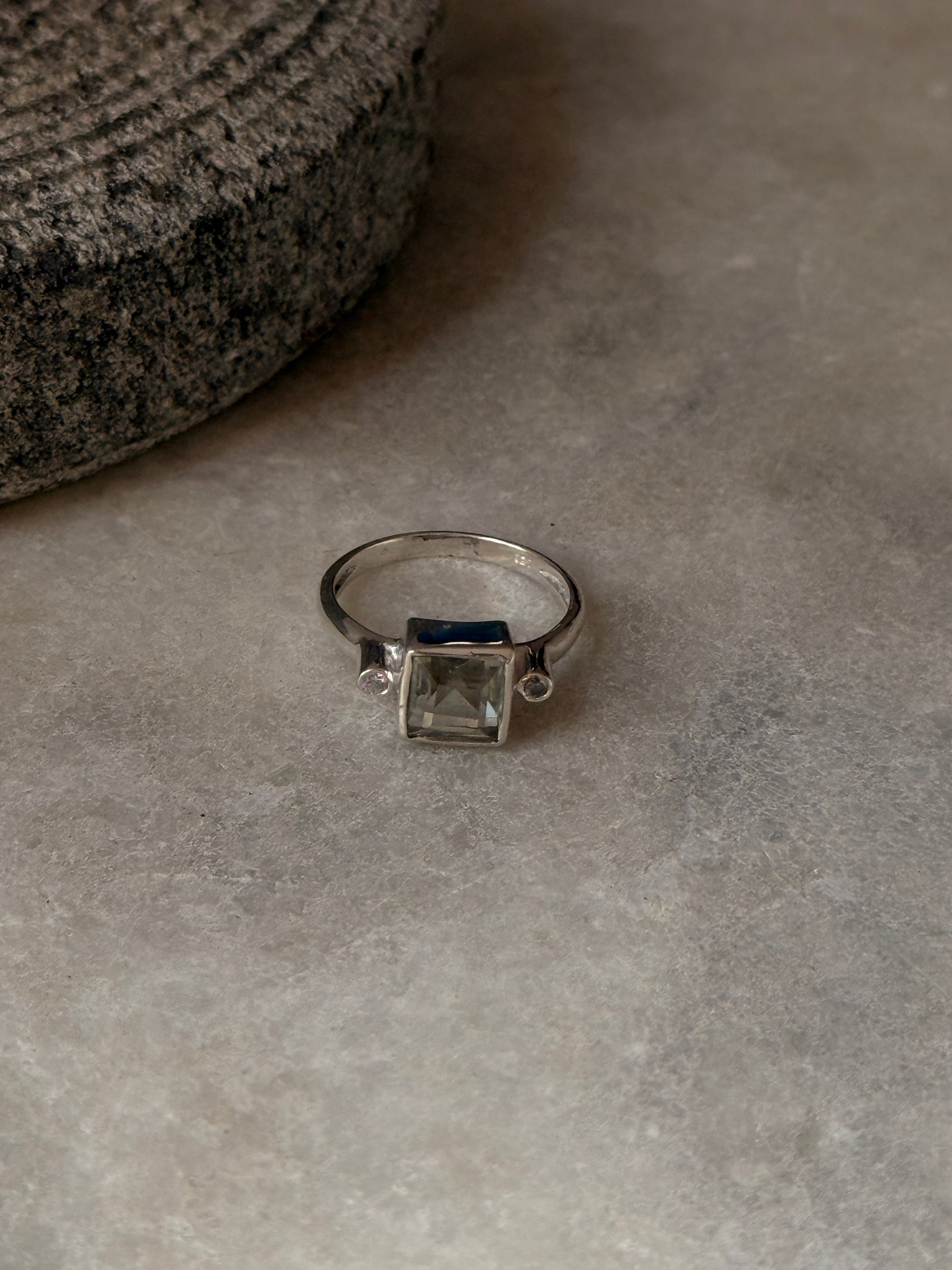  handcrafted 925 sterling silver green amethyst square cubic zirconia ring