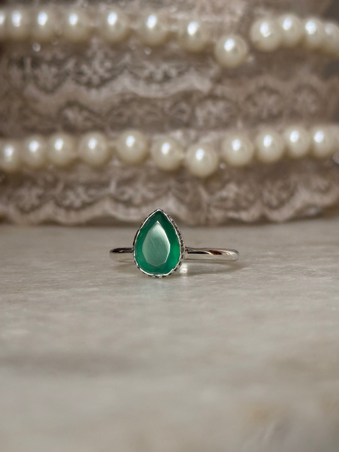 Handmade 925 sterling silver green onyx pear ring