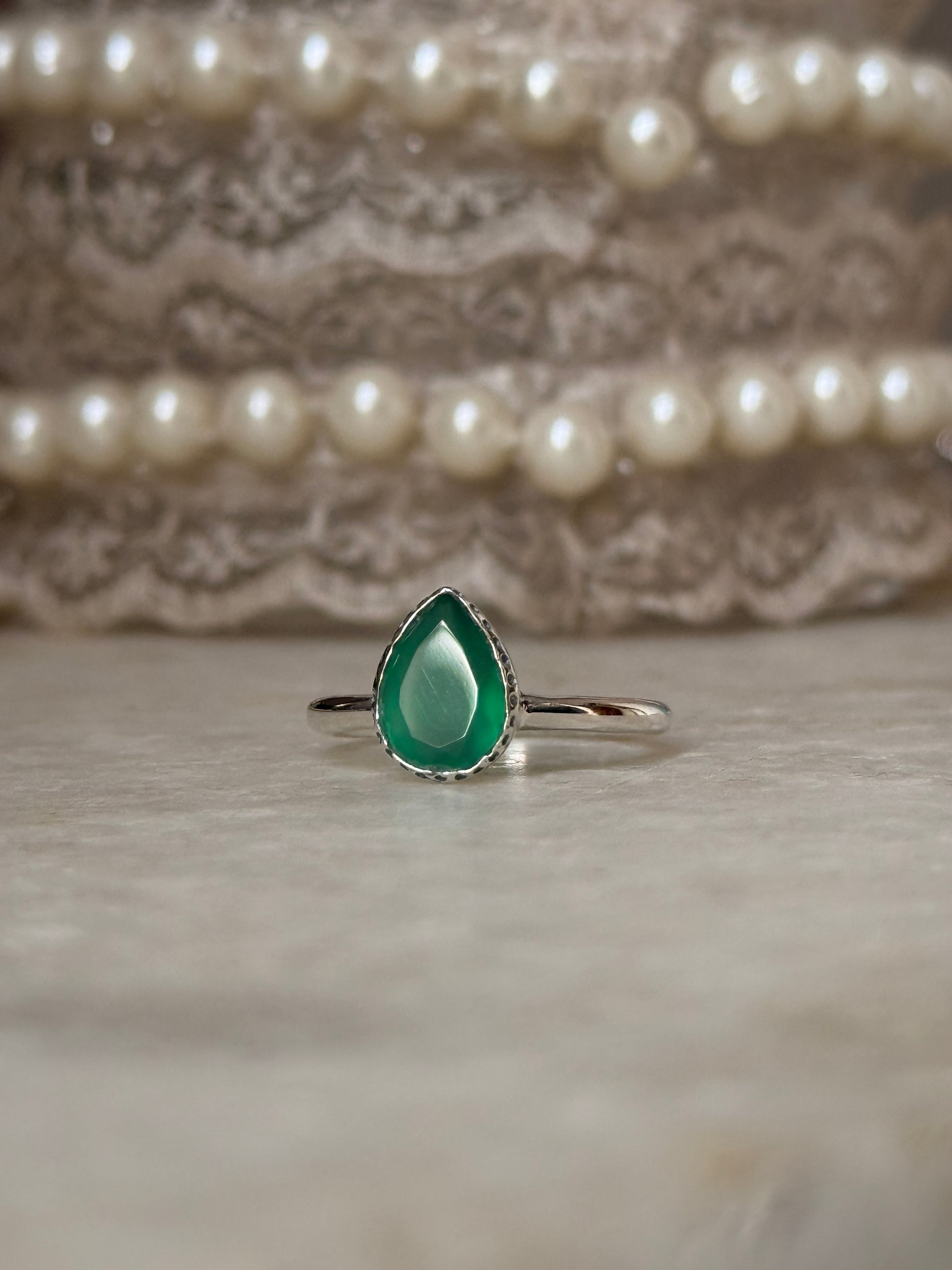 Handmade 925 sterling silver green onyx pear ring