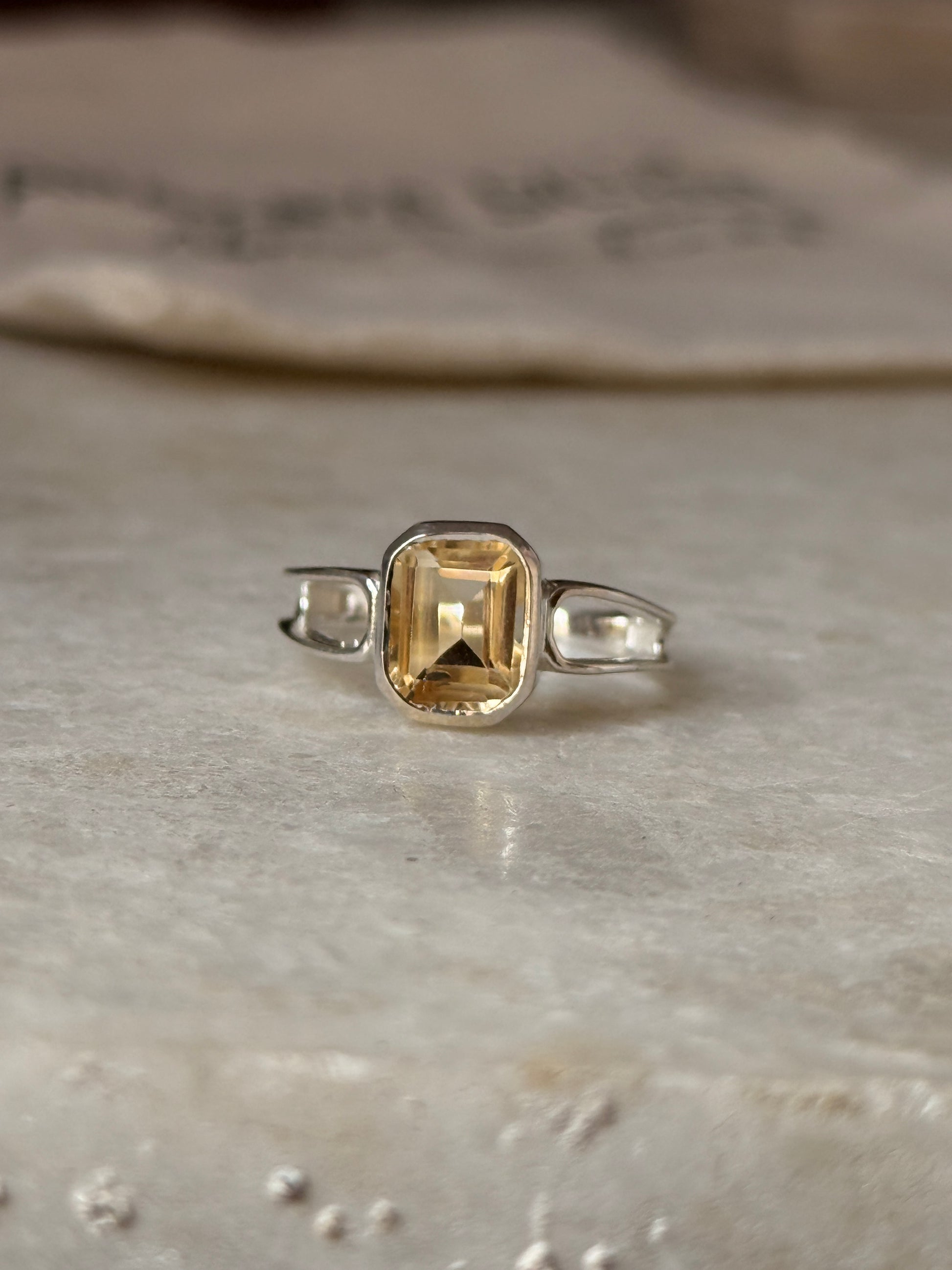  Artisan crafted citrine rectangle 925 sterling silver ring