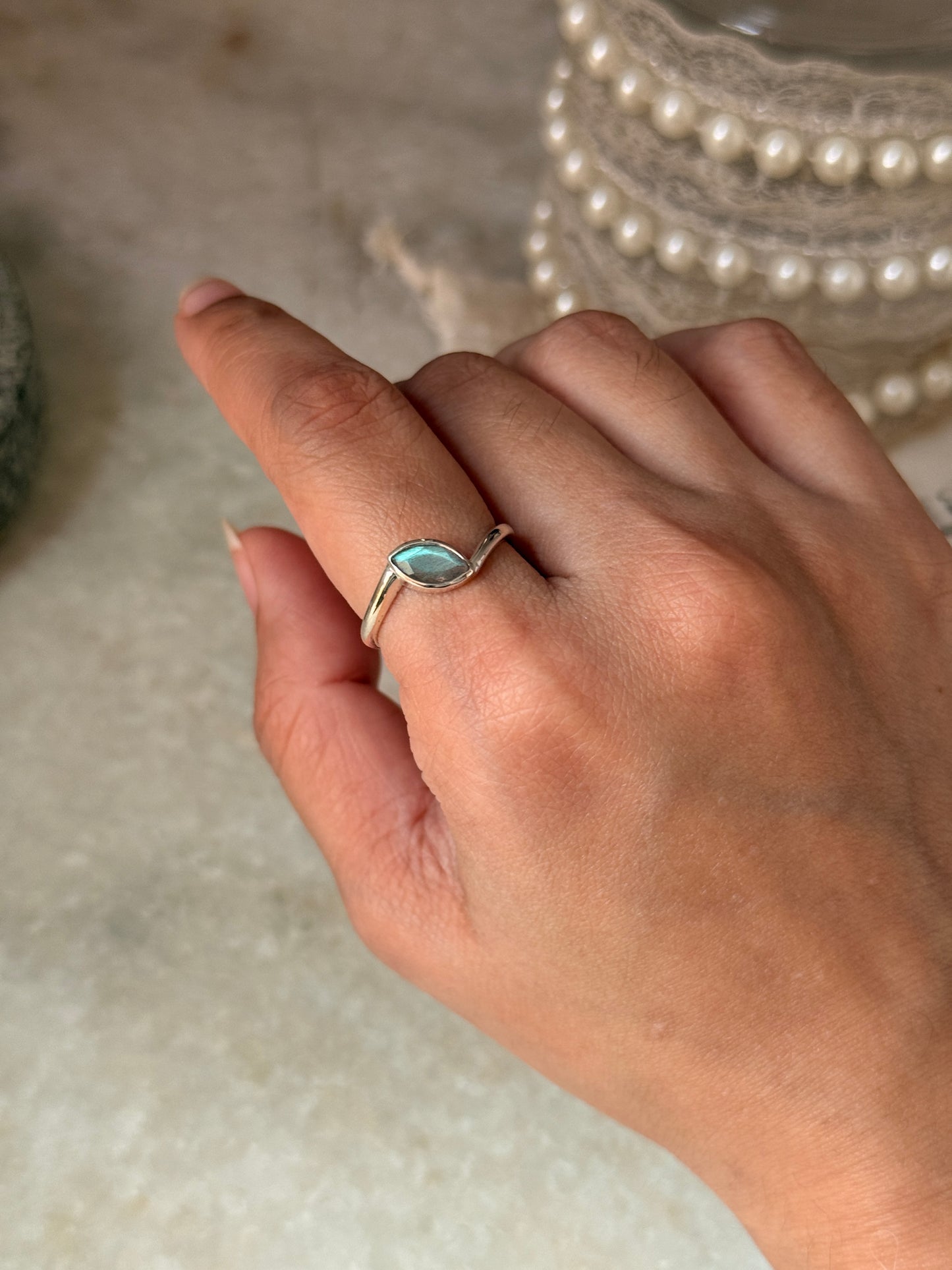 Handmade 925 sterling silver labradorite marquise ring