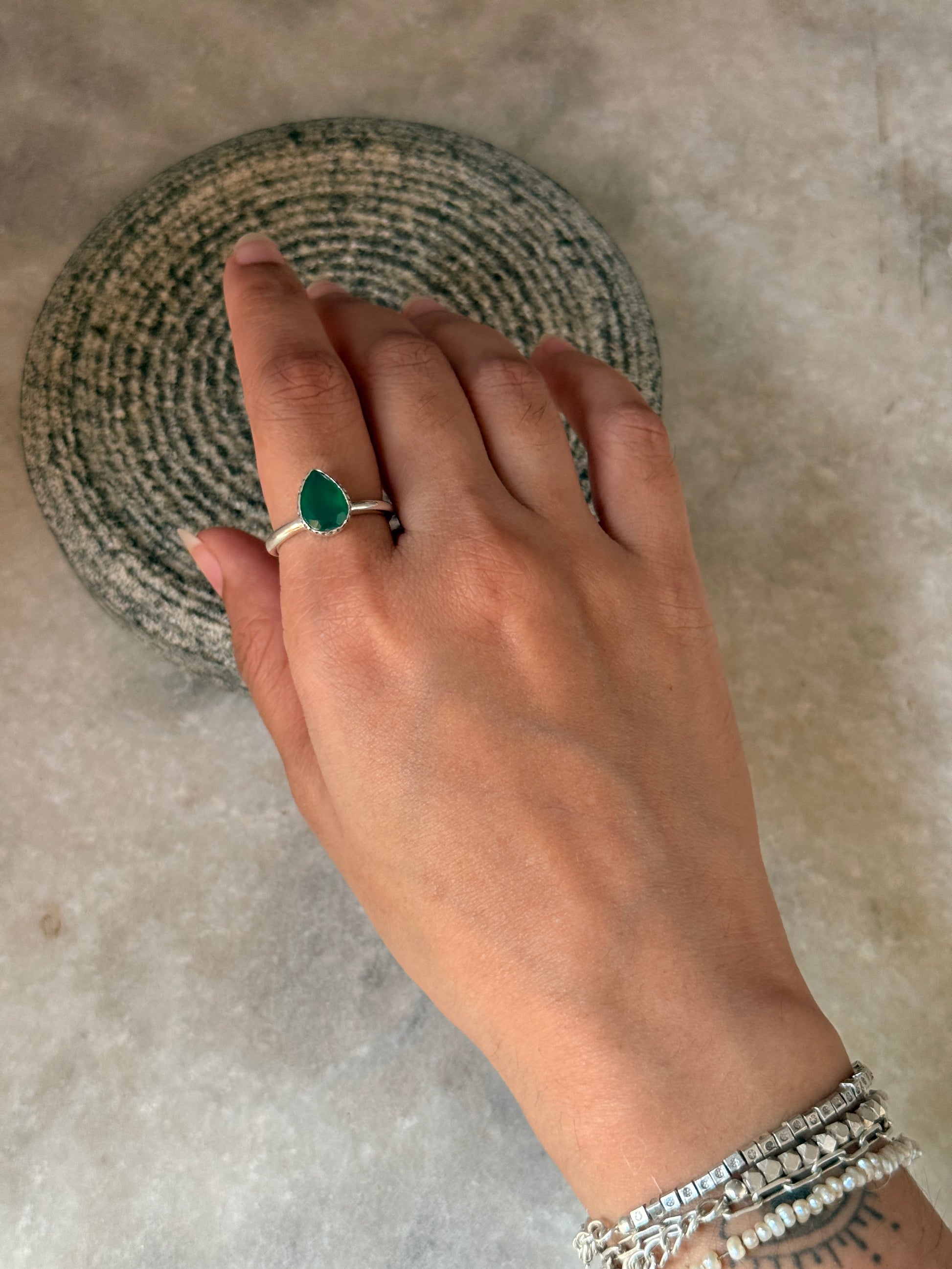 Natural green onyx pear gemstone ring in 925 sterling silver