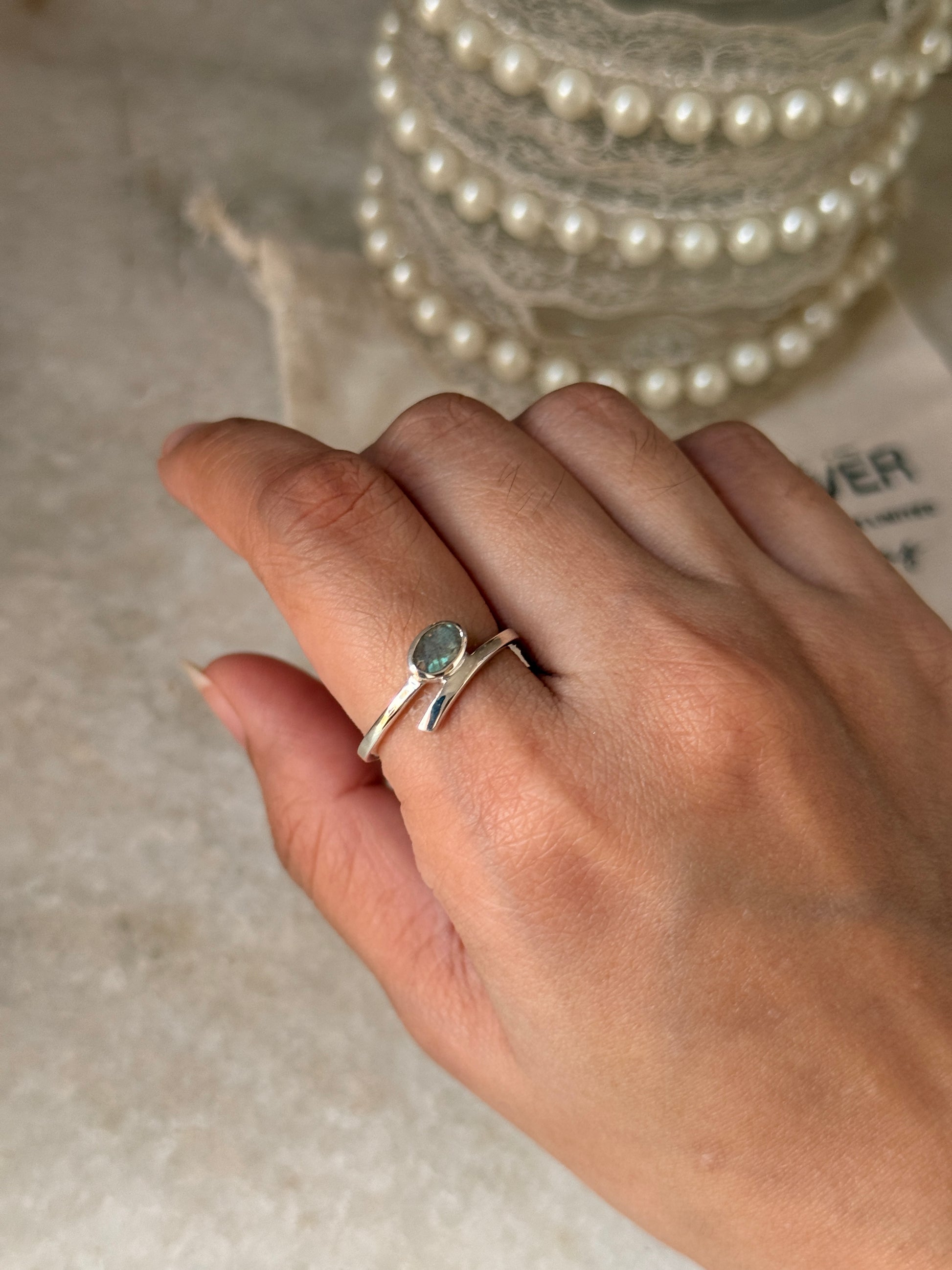  vintage style labradorite oval 925 sterling silver ring