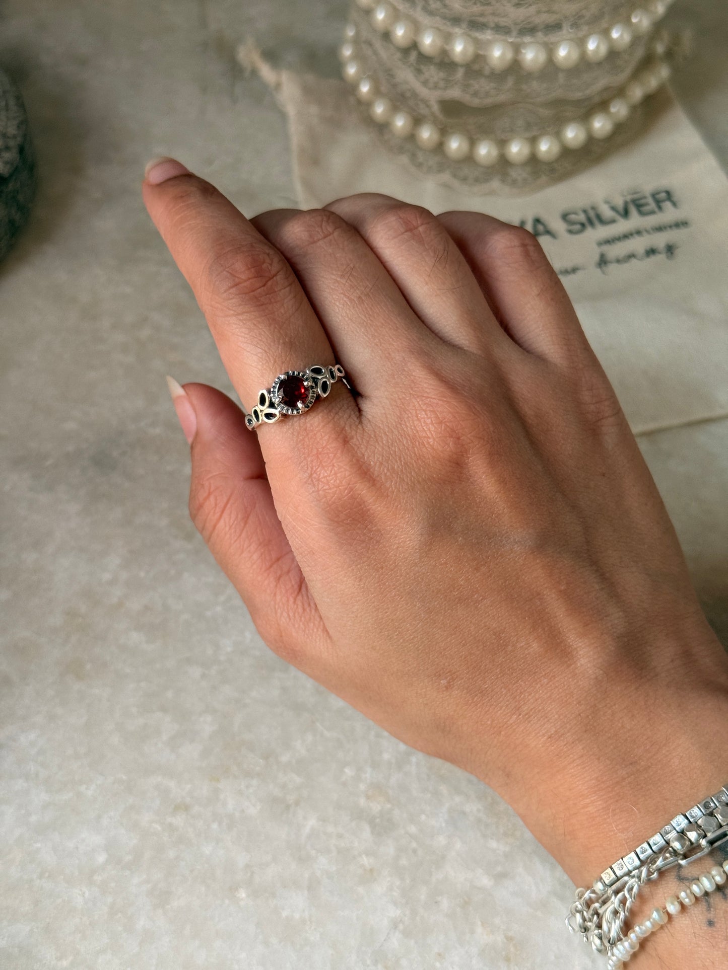 adjustable 925 sterling silver garnet engraved band ring