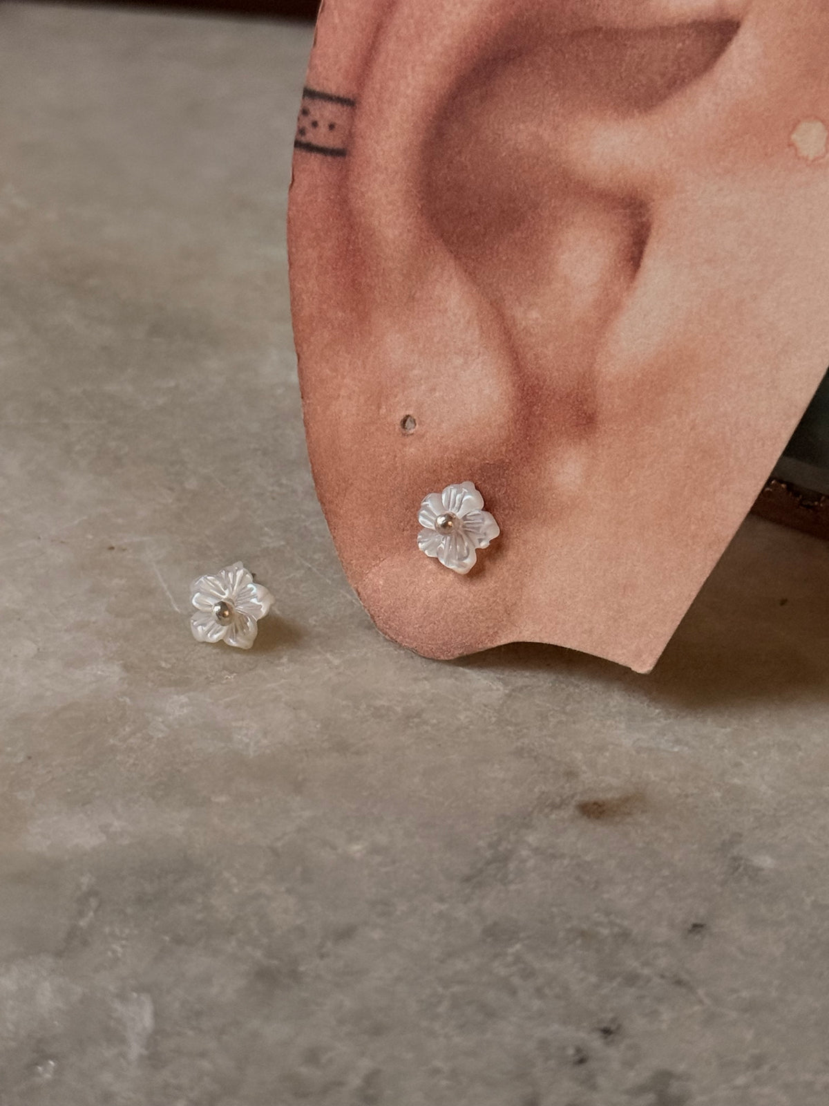 925 Sterling Silver Mother of Pearl Flower Carved Removable Studs