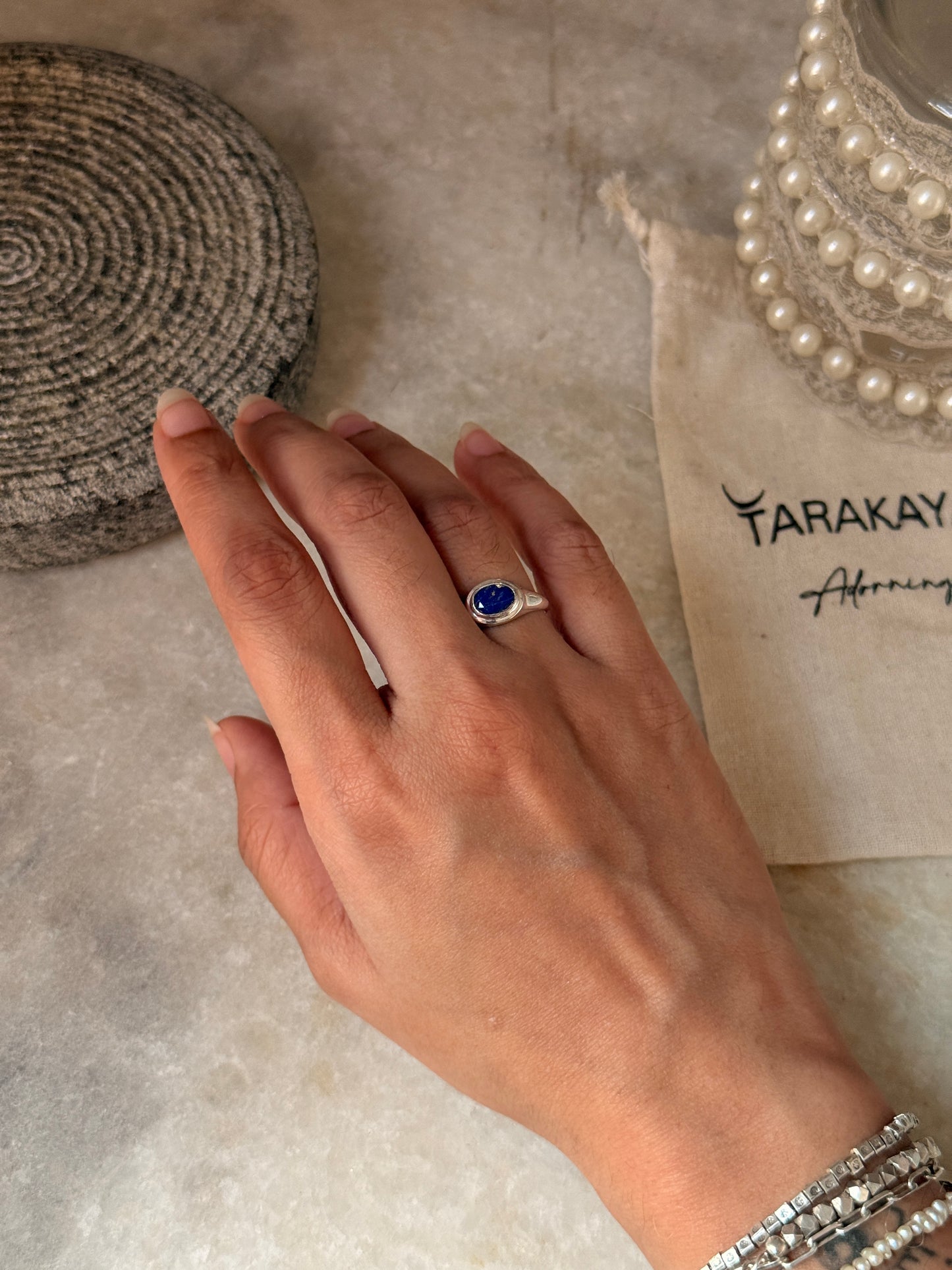 Statement 925 sterling silver lapis lazuli oval ring