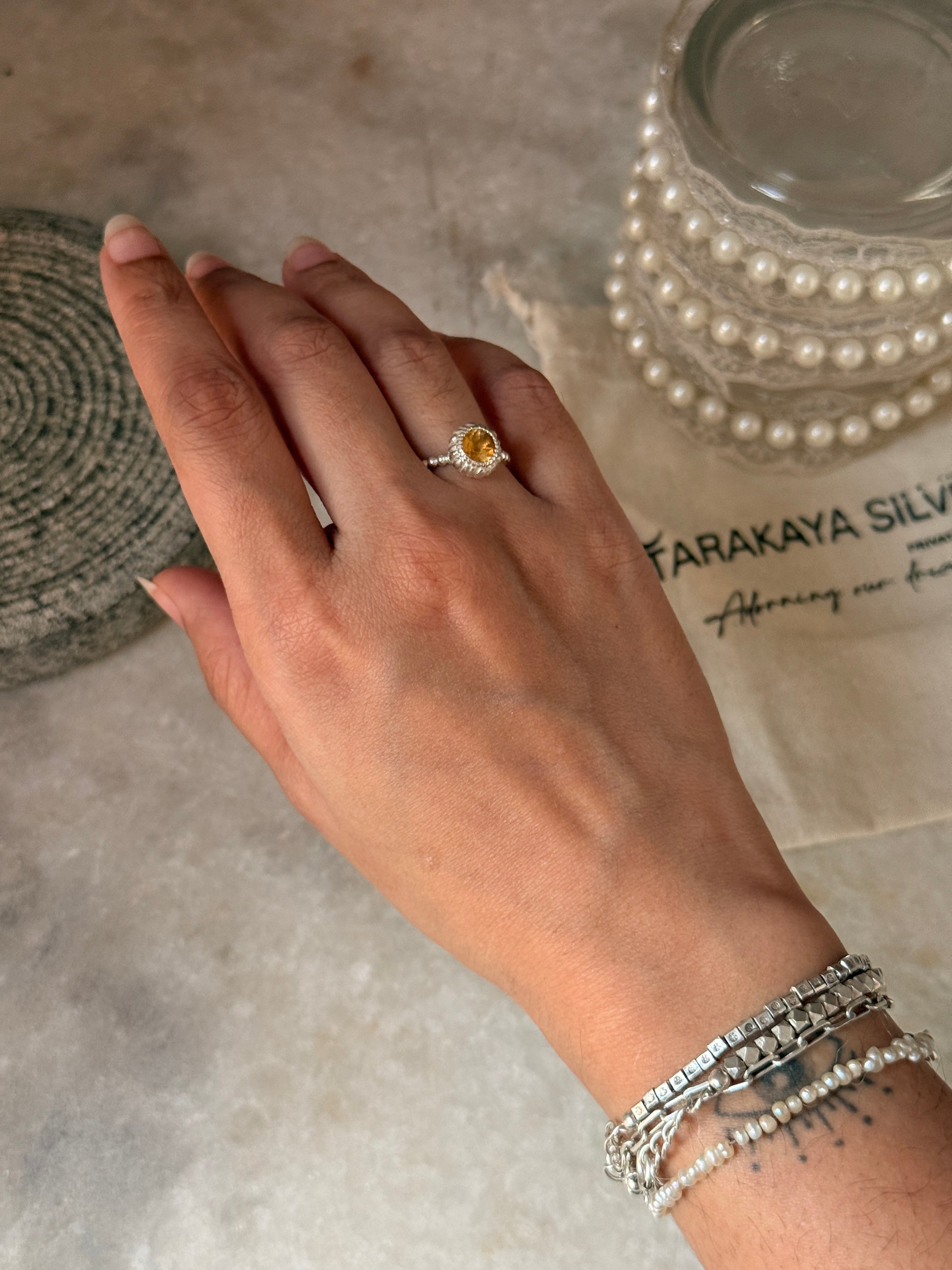 925 sterling silver citrine round dot band ring