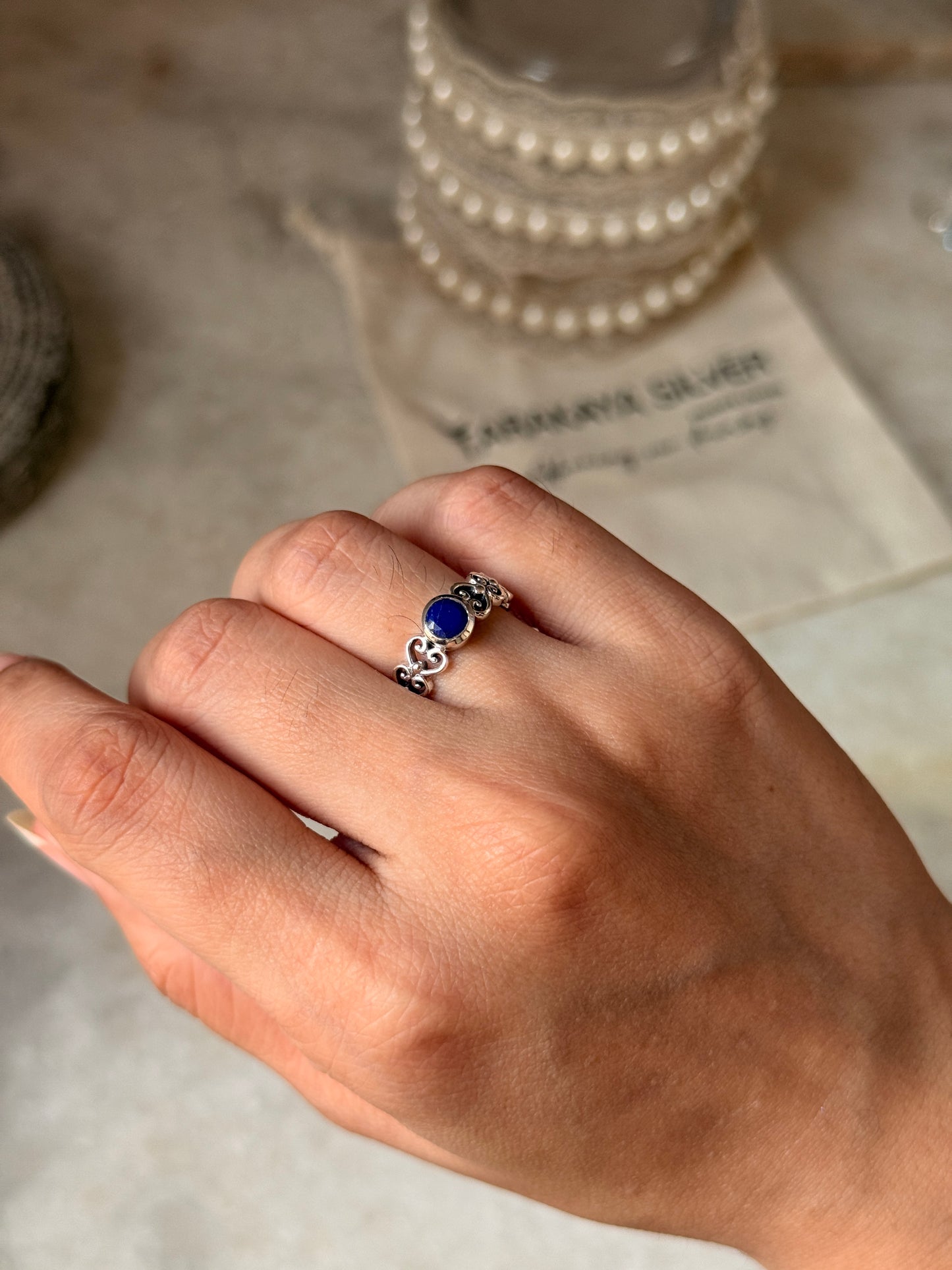 Classic 925 sterling silver lapis lazuli princess band ring