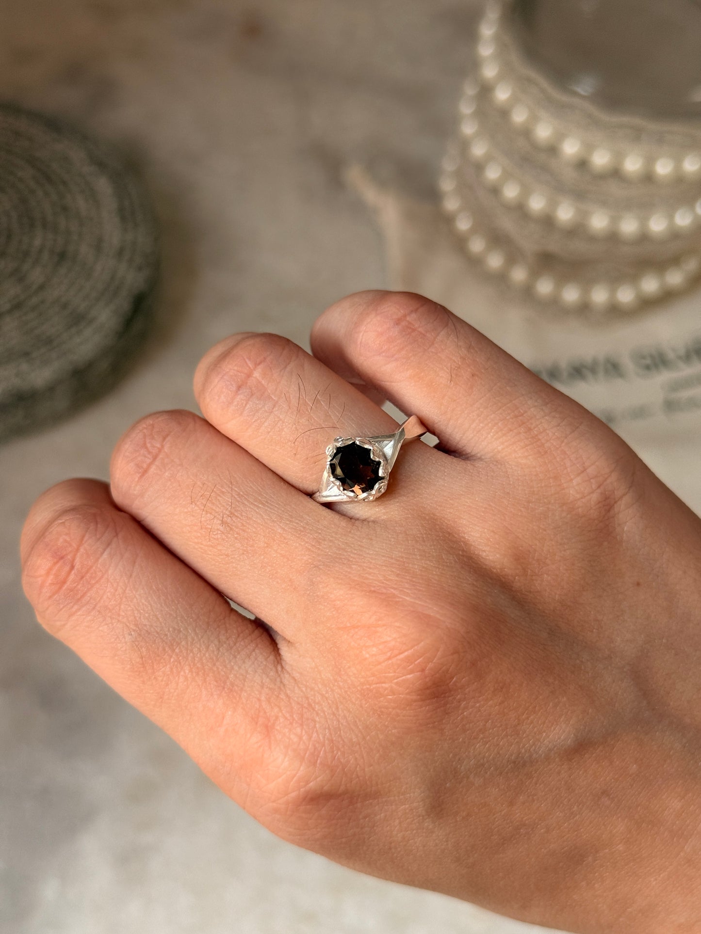 classic 925 sterling silver smokey quartz oval ring