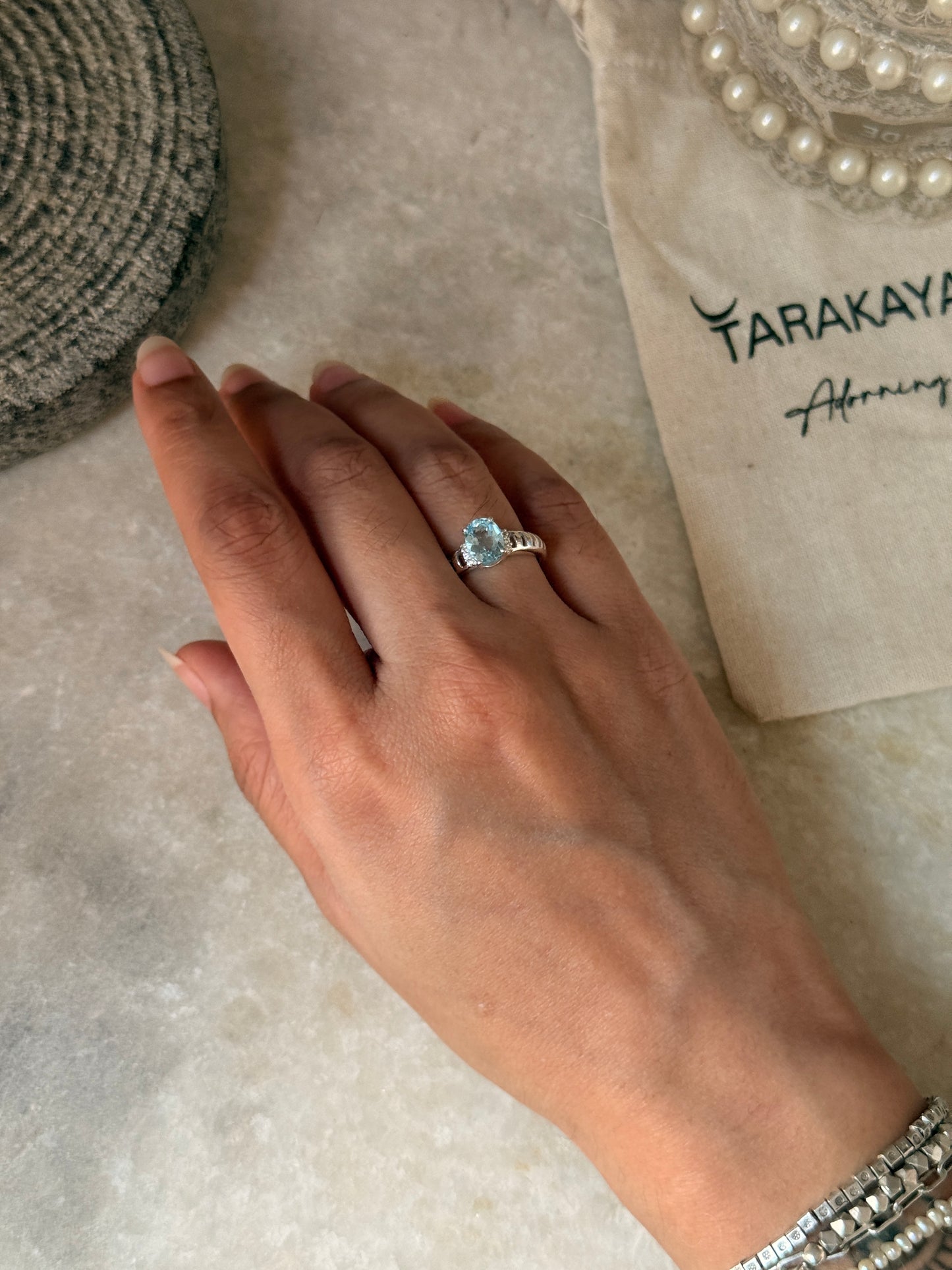 Handmade 925 sterling silver blue topaz oval ring