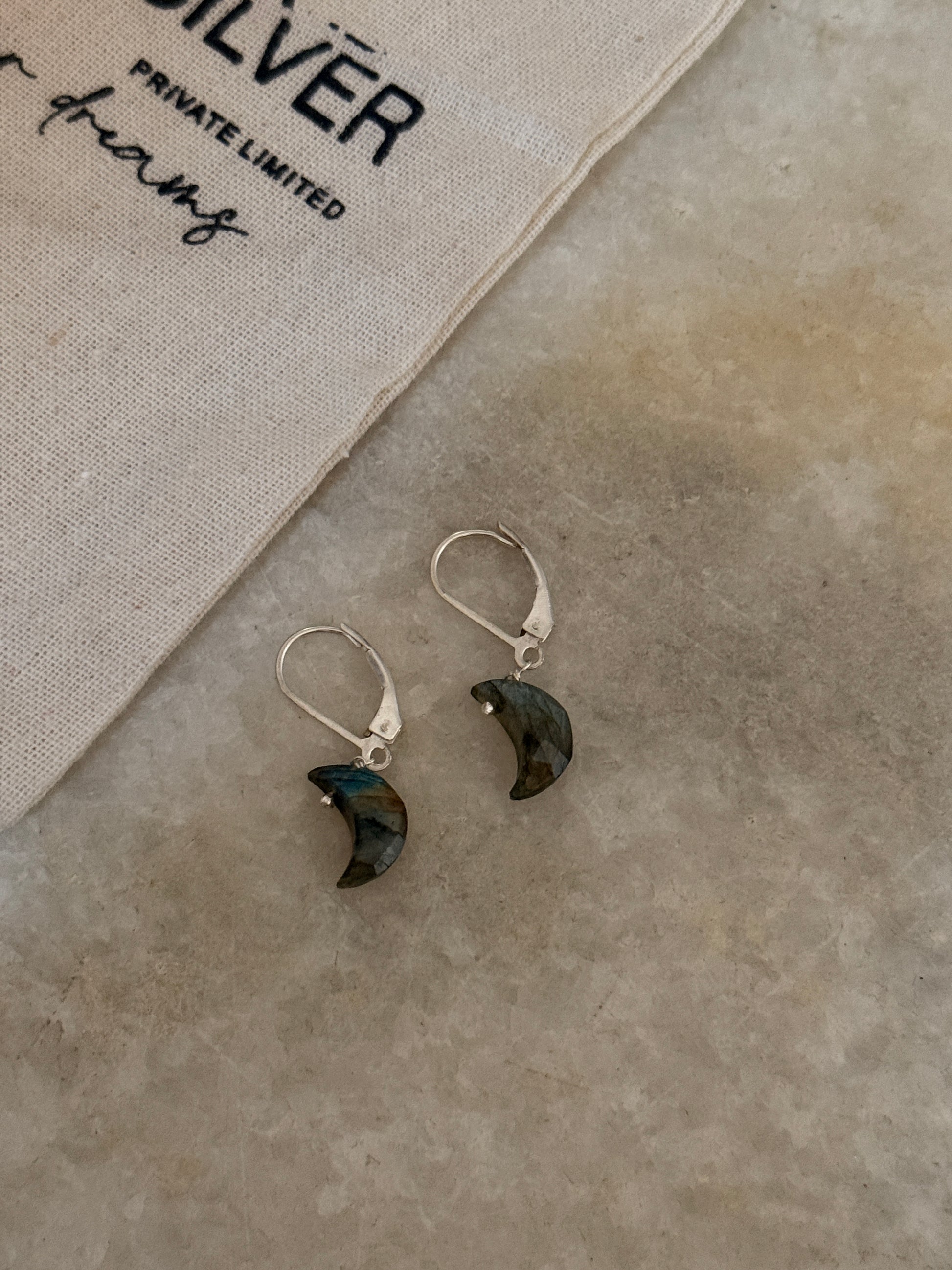 Handmade 925 sterling silver moon earrings with labradorite stone