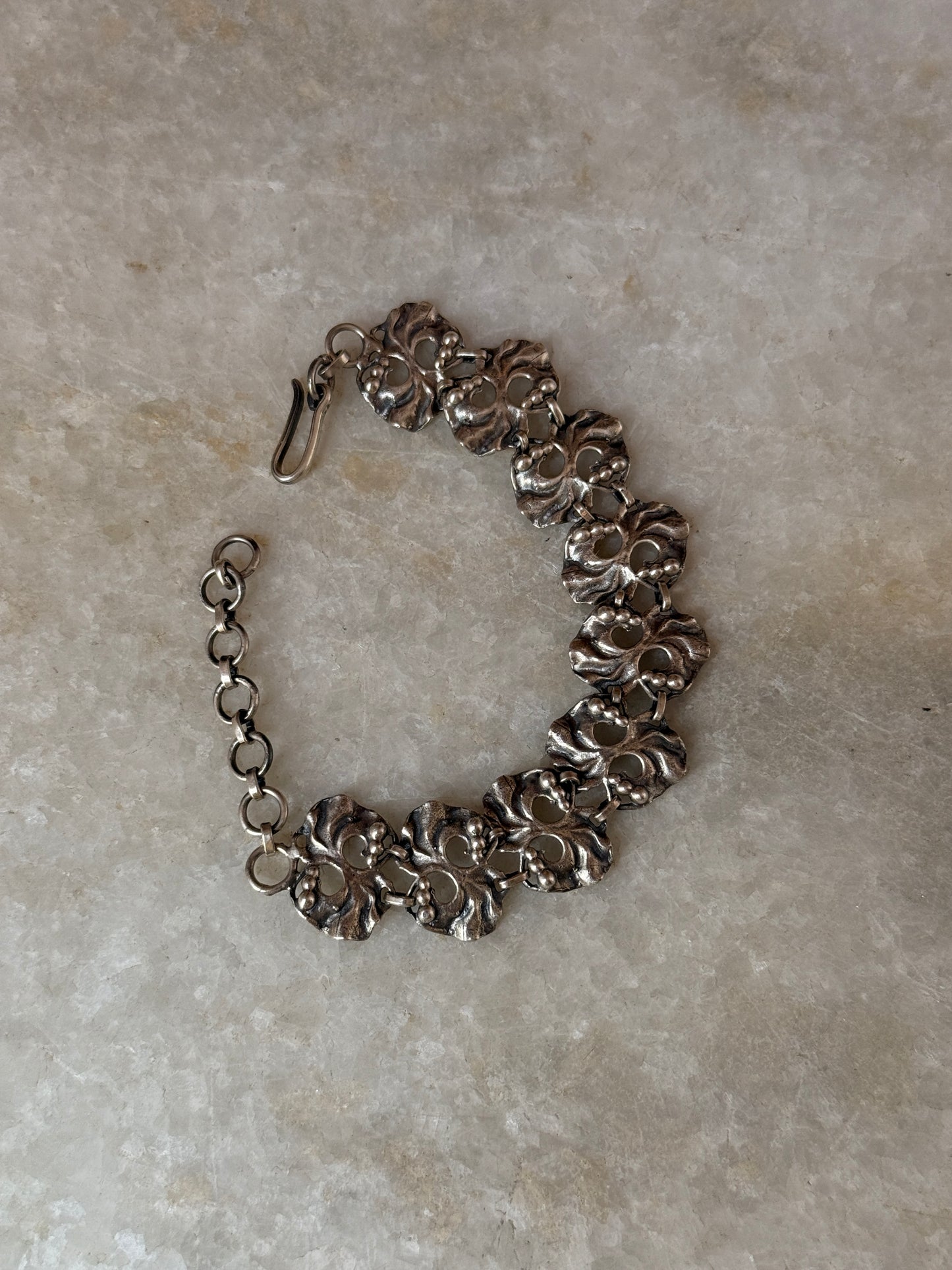 ocean-inspired antique shell 925 sterling silver bracelet