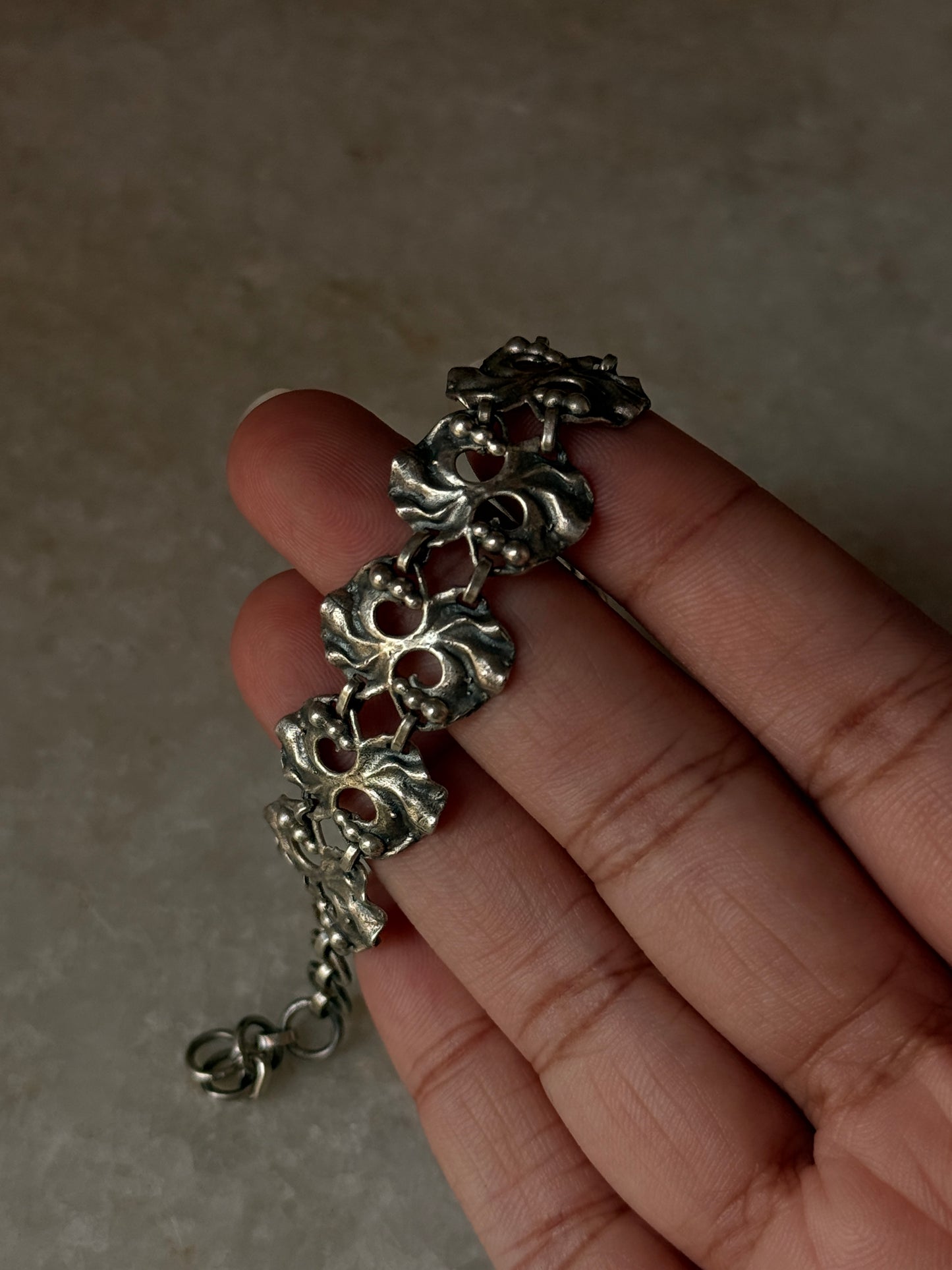 artisan 925 sterling silver antique shell link bracelet  