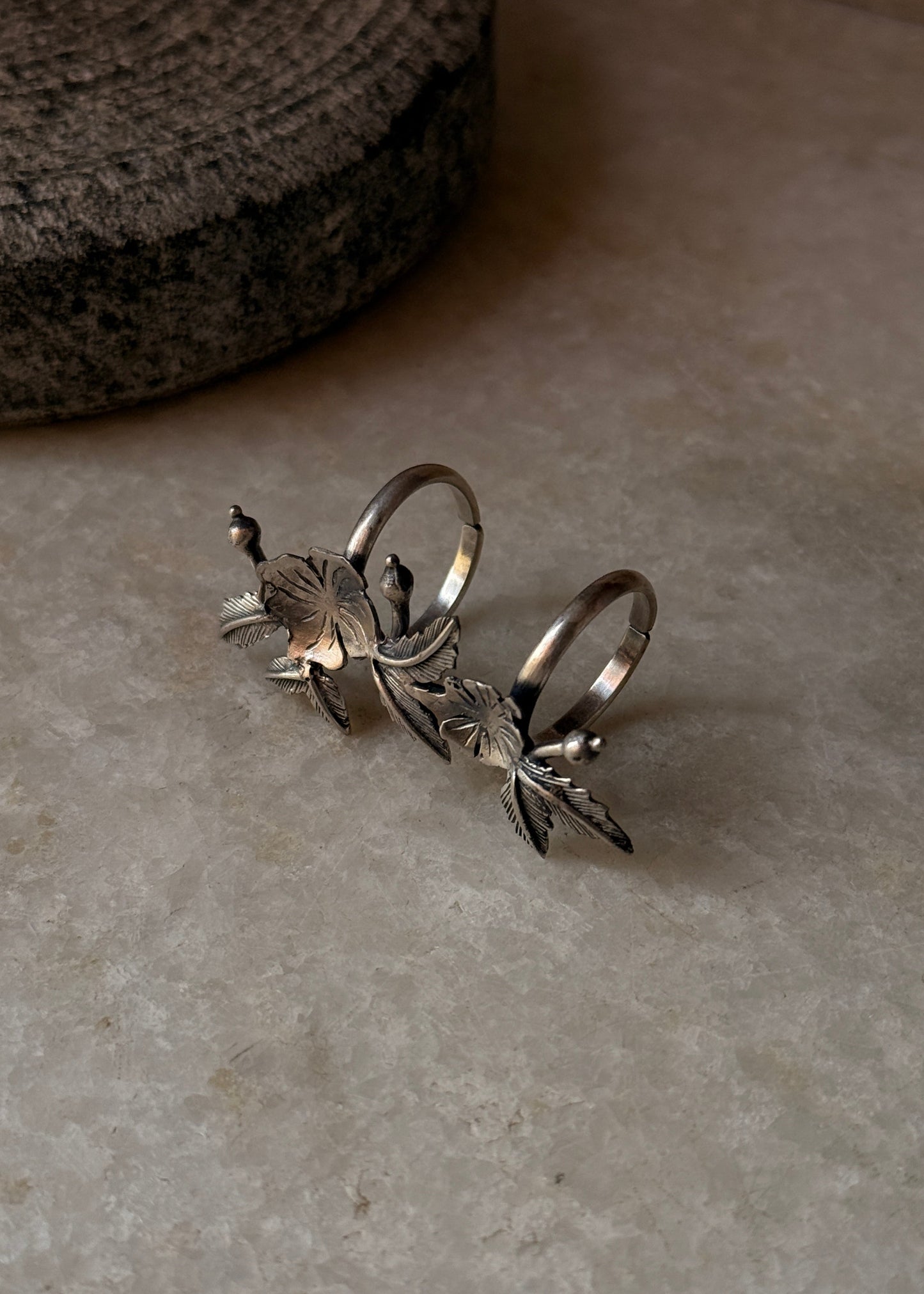 vintage-inspired flower leaf 925 sterling silver adjustable ring  
