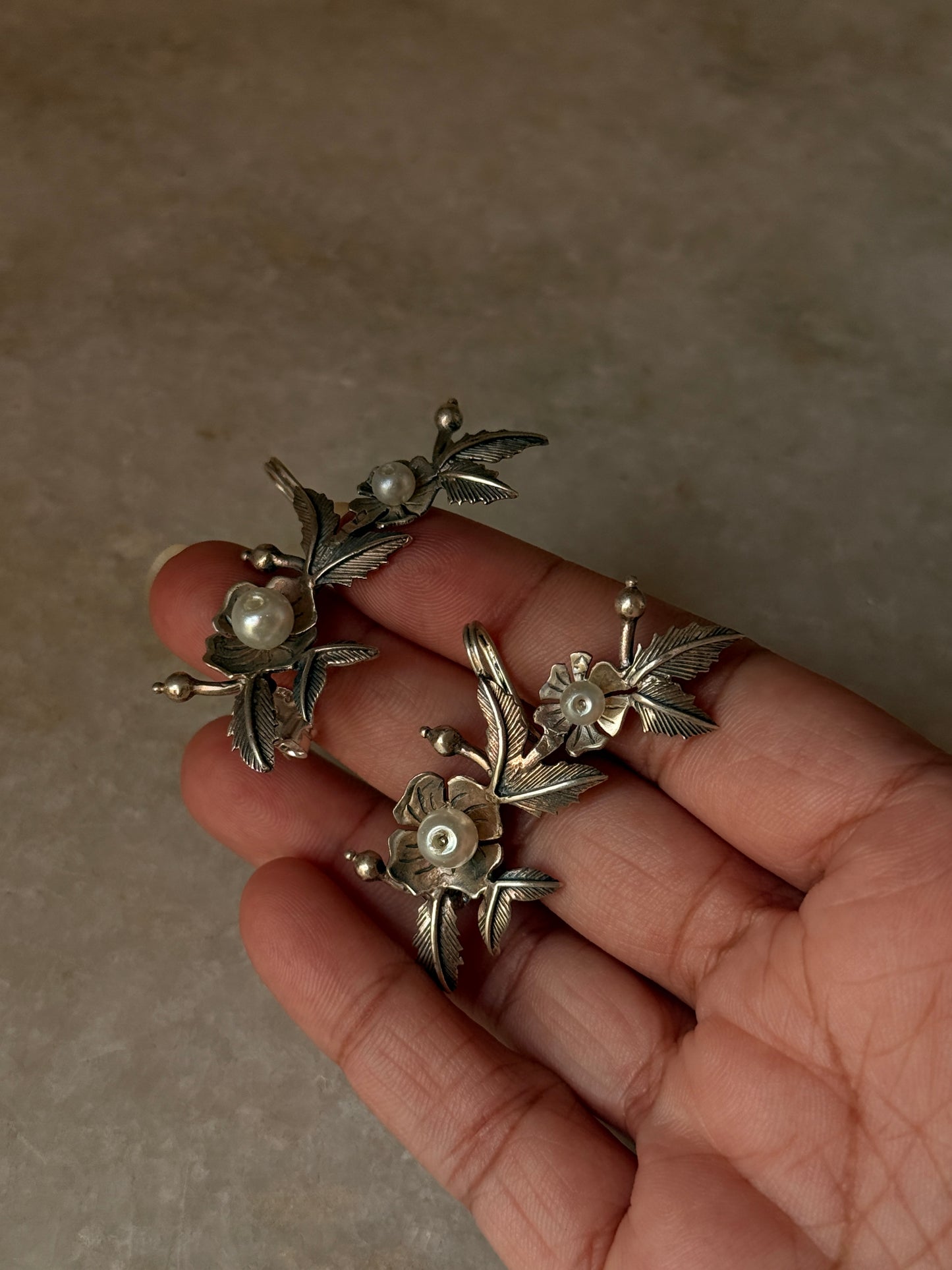 925 sterling silver pearl flower leaf stud earrings  