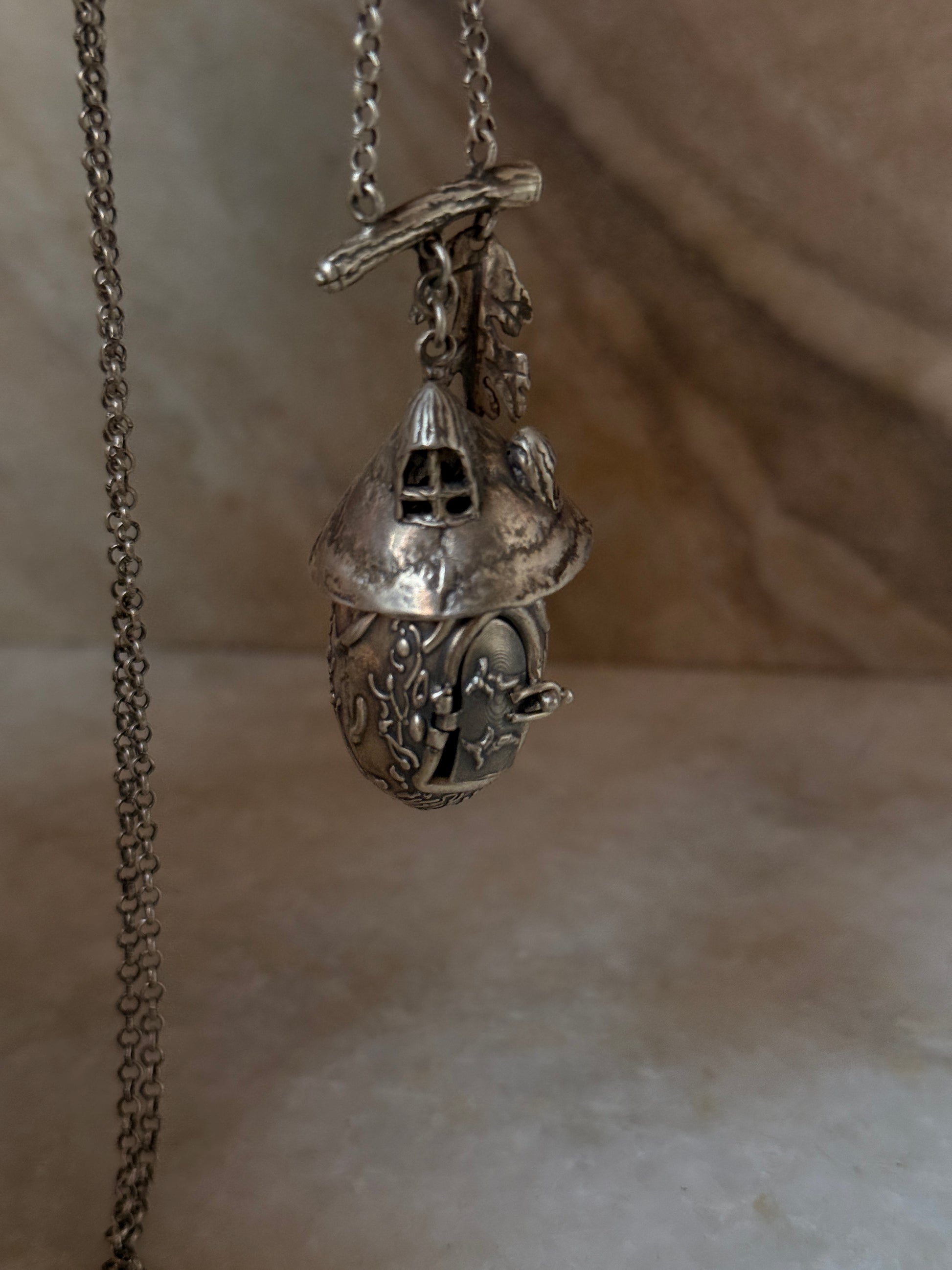 nature-inspired 925 sterling silver tree house pendant necklace