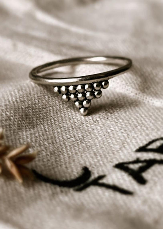 Charming Teekona design ring in 925 sterling silver