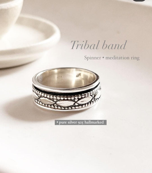 Tribal Rawa spinner band sterling silver ring