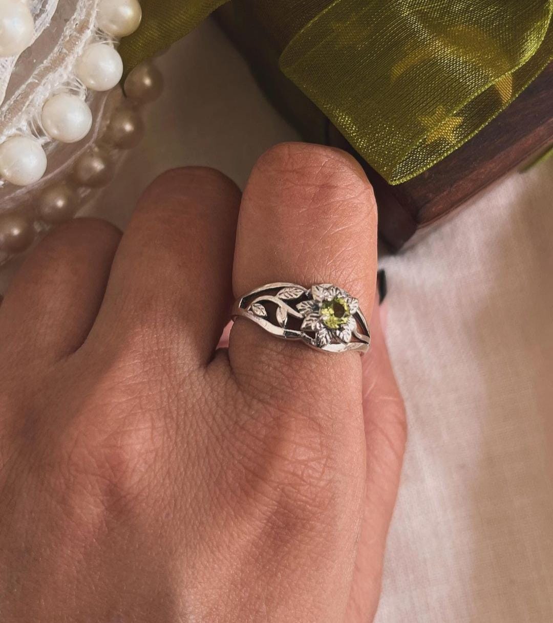 Elegant Peridot Forest Ring in Sterling Silver