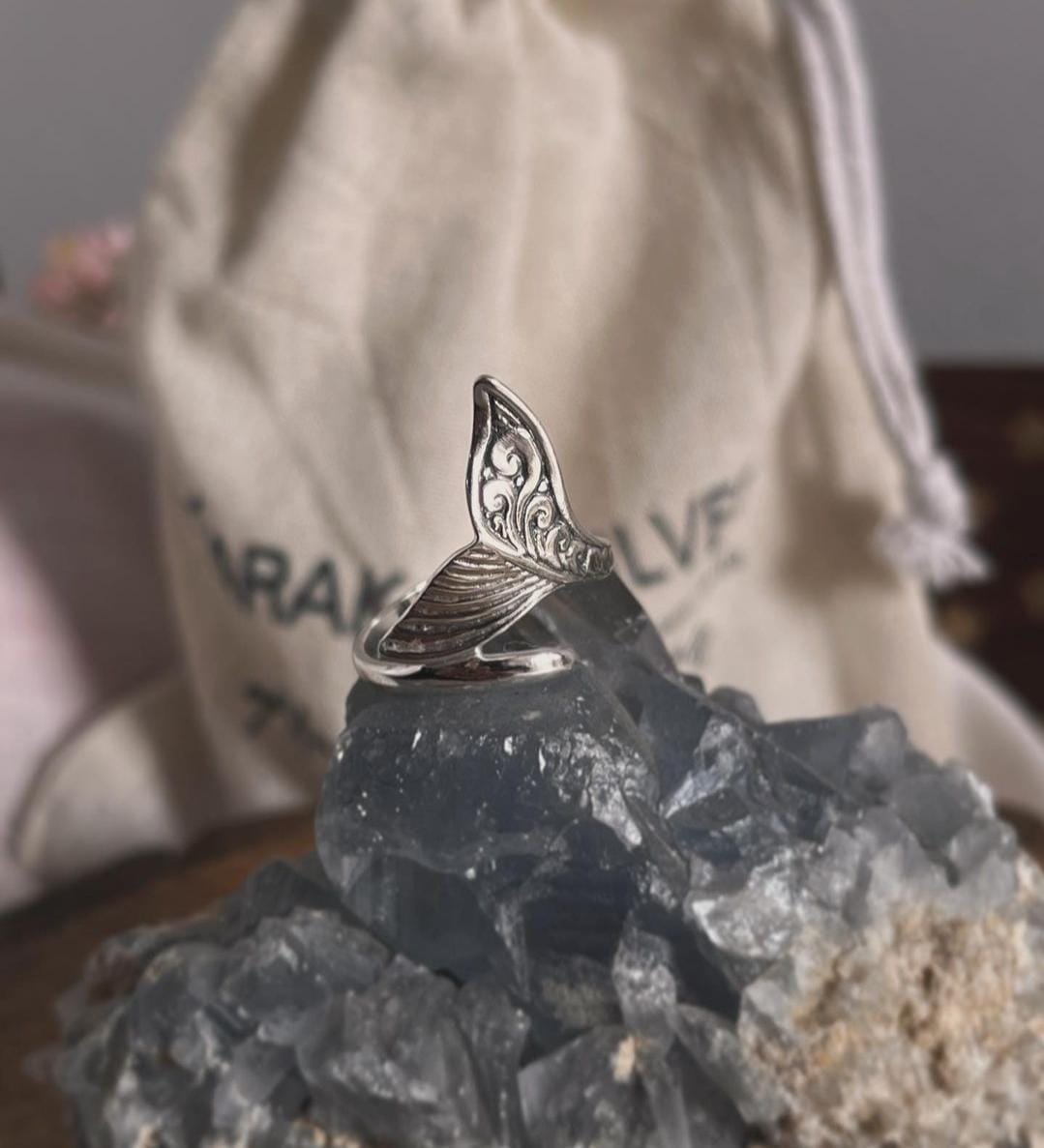 Unique fish tail silver ring perfect for ocean lovers and nature enthusiasts