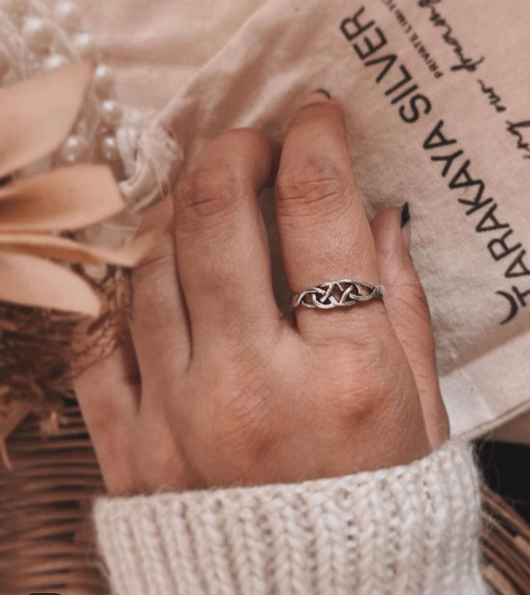 Charming small Celtic knot ring for everyday wear