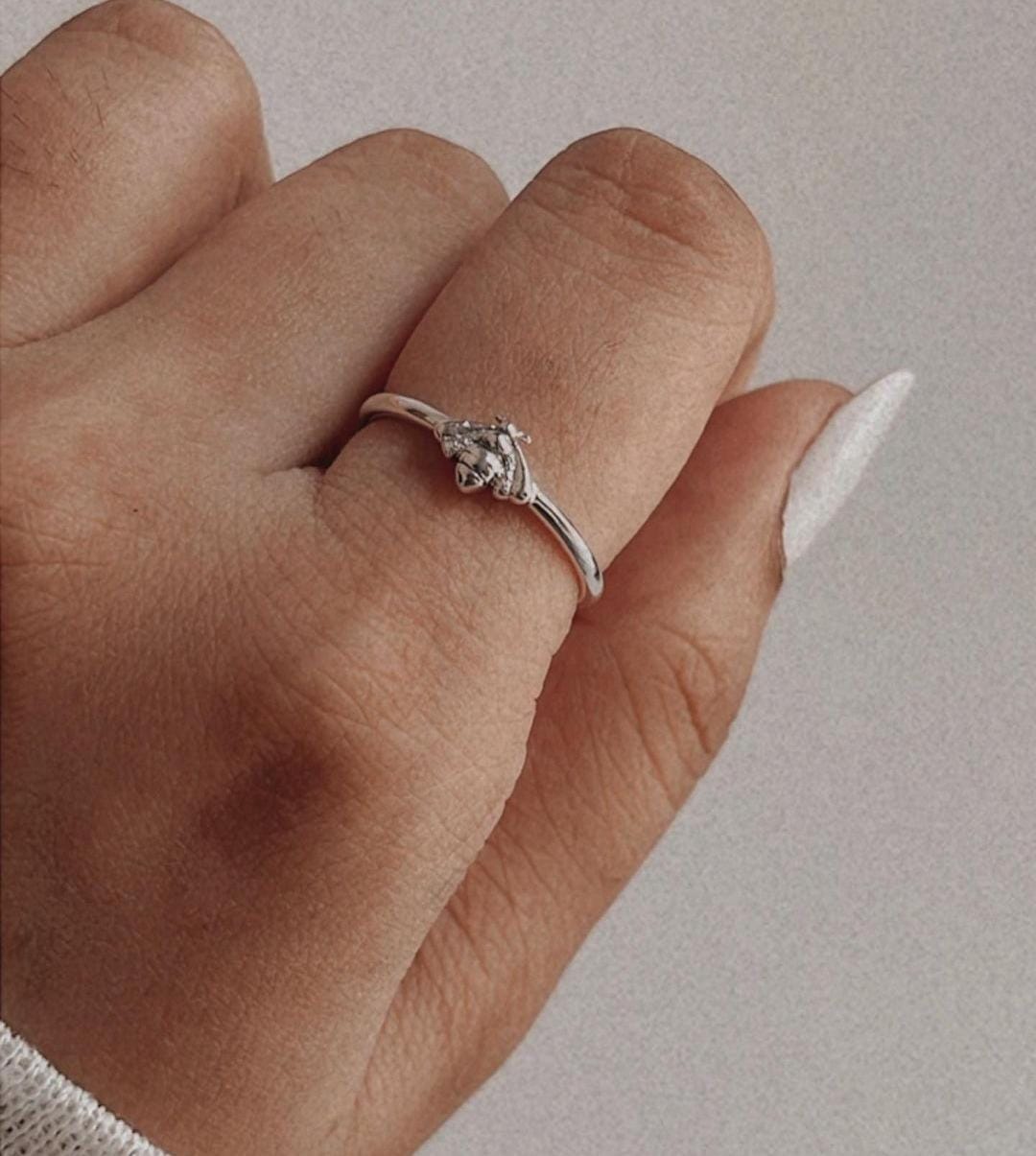 Unique big bee silver ring for a nature-inspired statement.