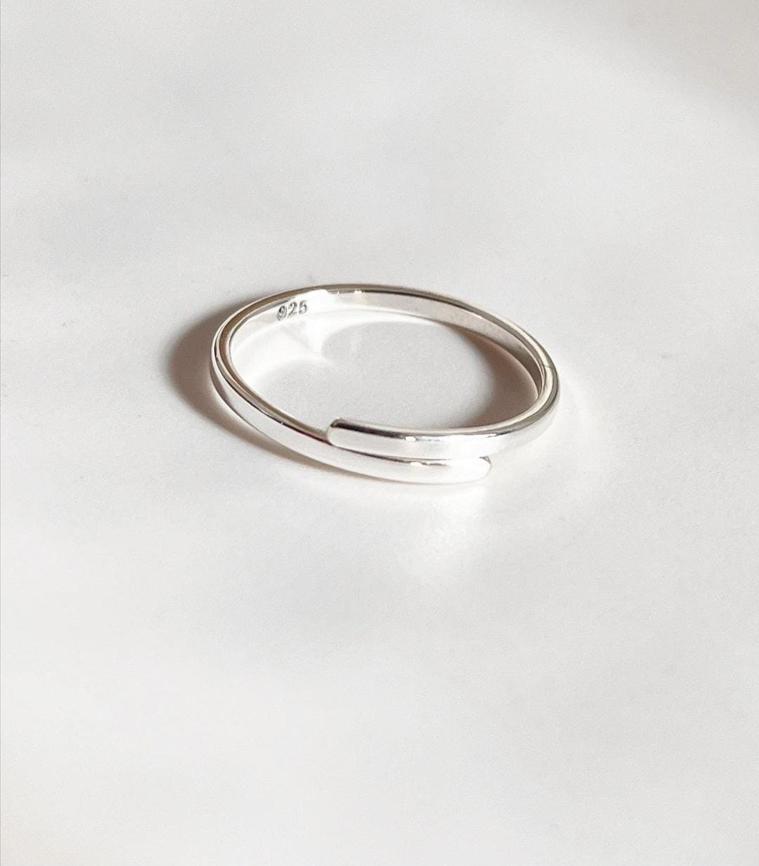 Plain Adjustable Band Silver Ring
