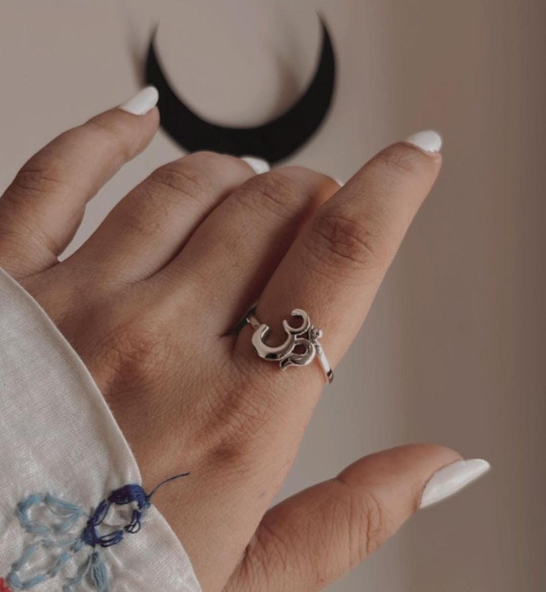 Elegant Om Aum Silver Ring