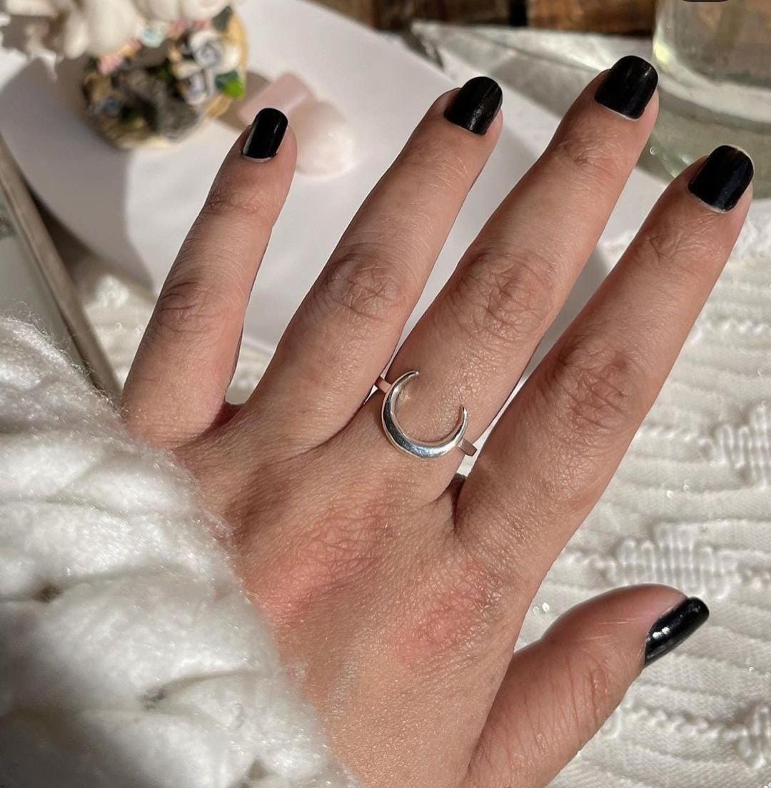 Delicate Plain Crescent Moon Silver Ring