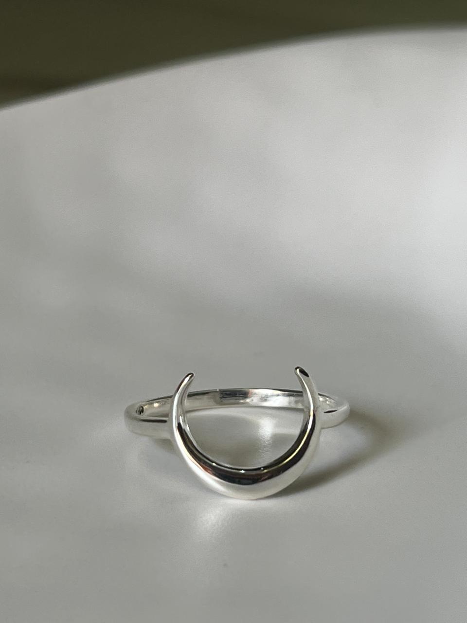 Classic Crescent Moon Ring in Sterling Silver