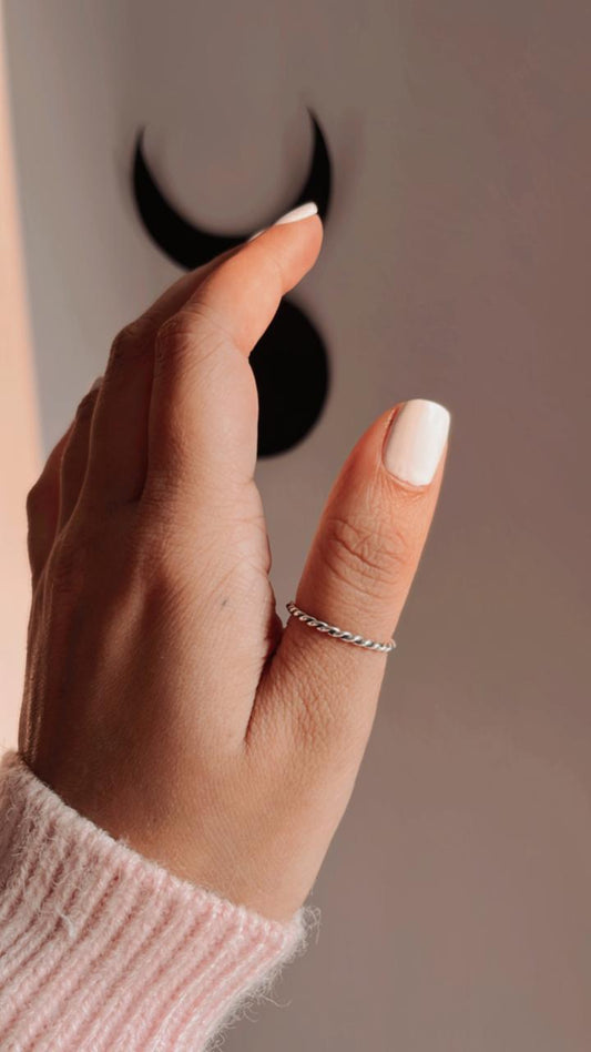 Sterling Silver Loose Rope Stack Band Ring with Sleek Design