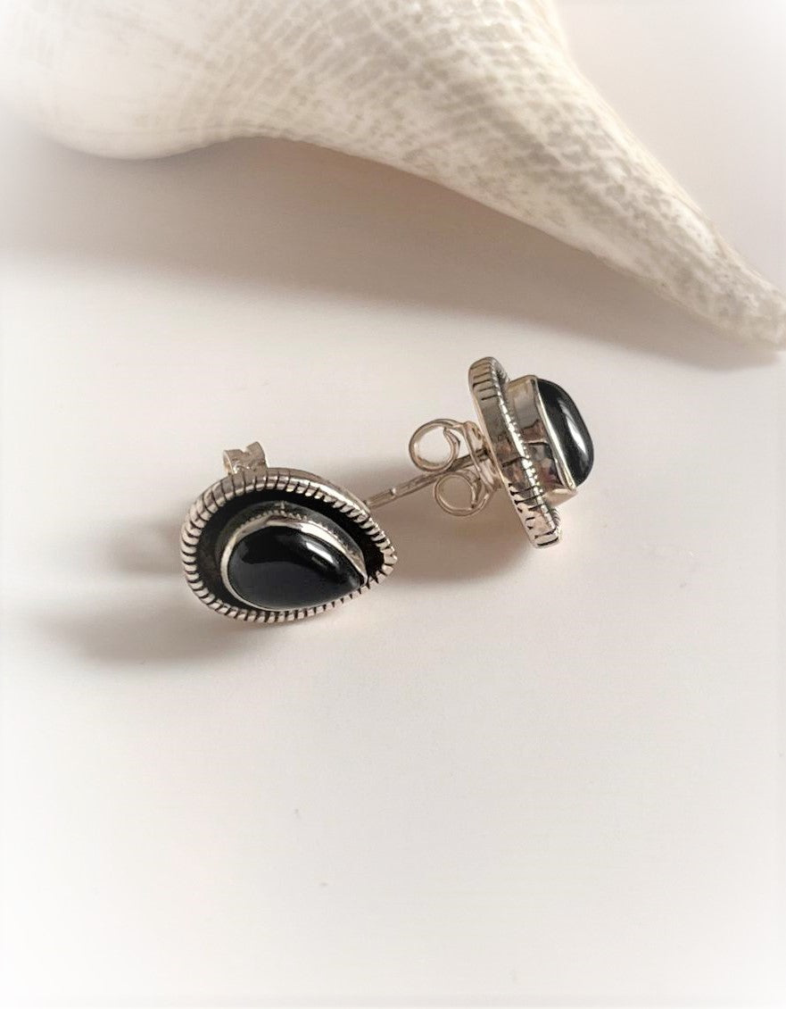 Handcrafted black onyx pear silver studs with a bohemian touch.
