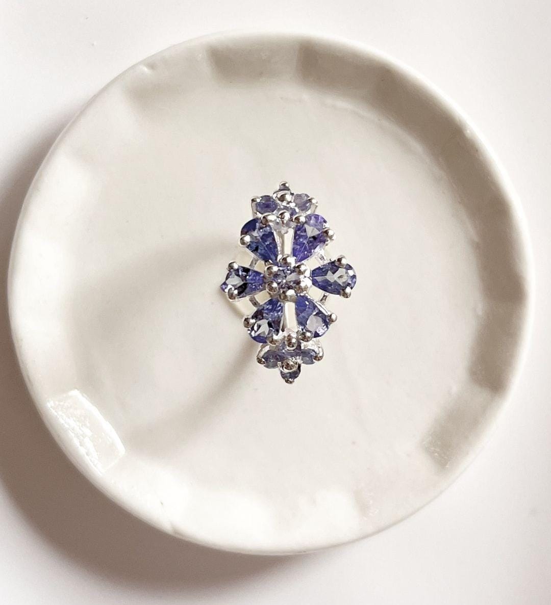 Charming tanzanite flower 2 design silver ring