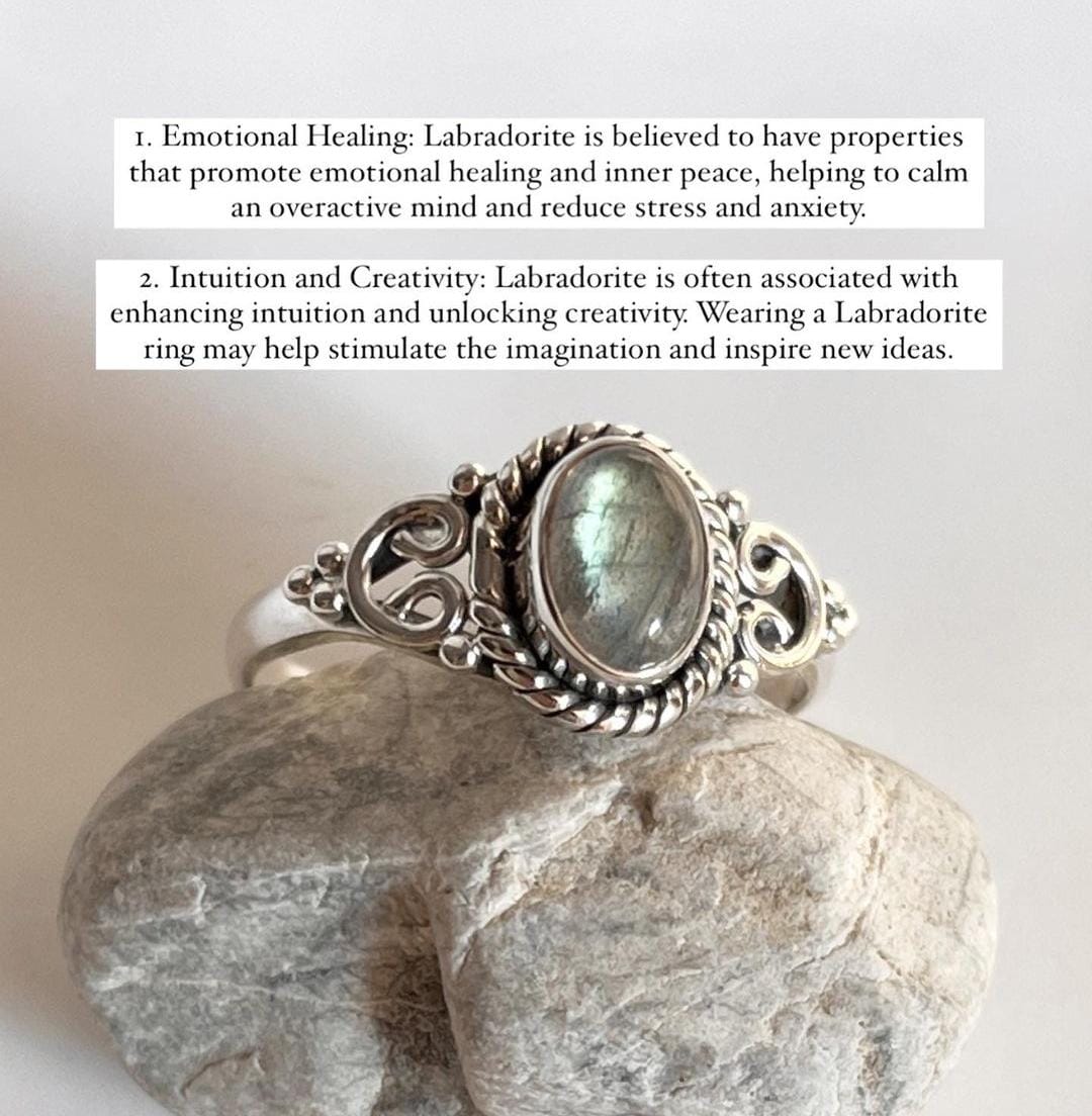 Oval Labradorite Gemstone Boho Silver Ring for Stylish Wear