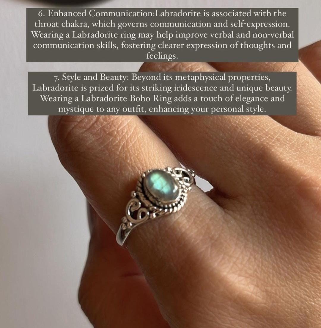 Labradorite Oval Silver Ring with Boho Aesthetic