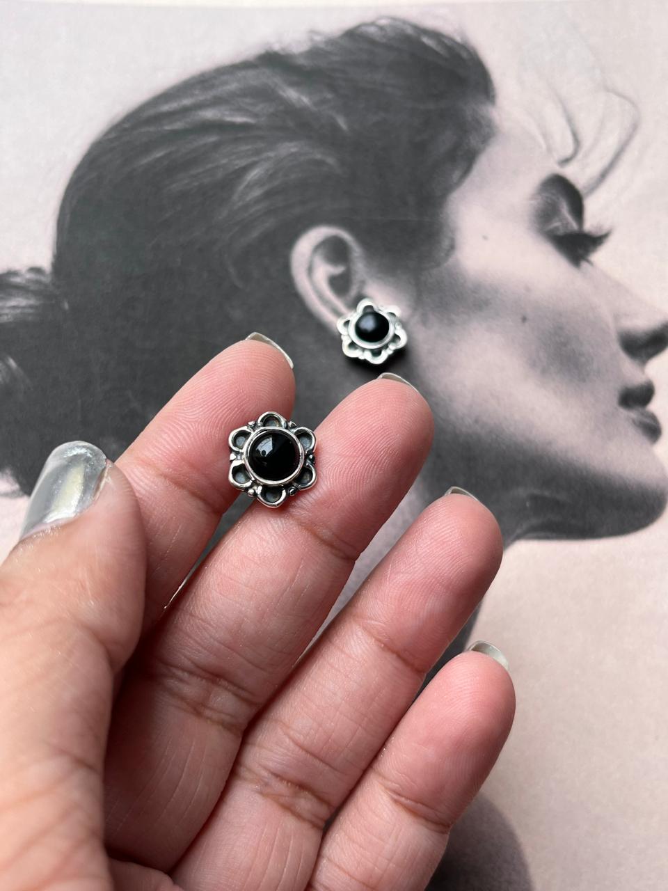 Black Onyx Small Flower Silver Stud Earrings