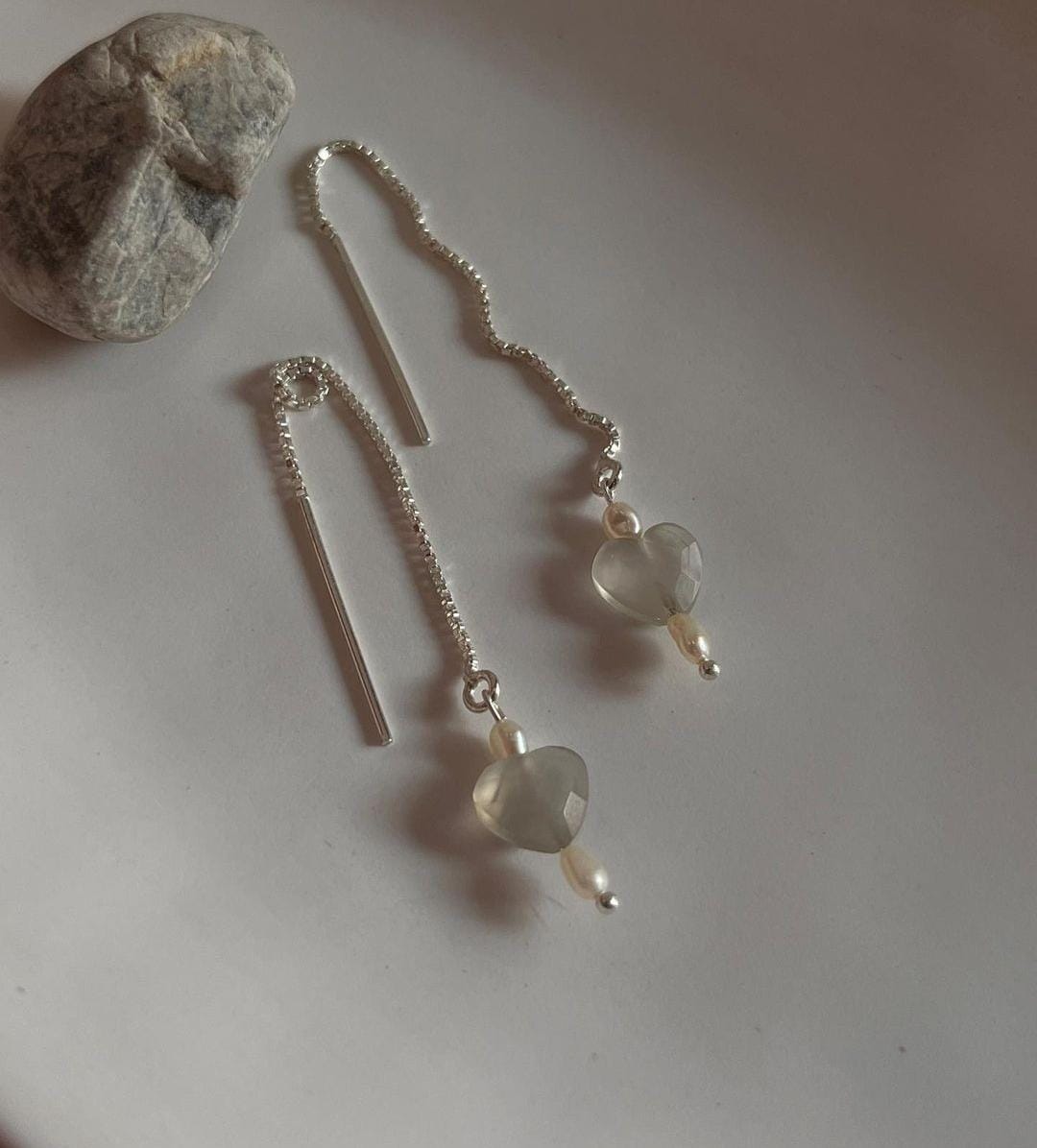  Elegant Grey Moonstone Heart Crystal Earrings with Pearls
