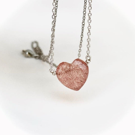 Strawberry Quartz Heart Crystal Pendant Necklace 