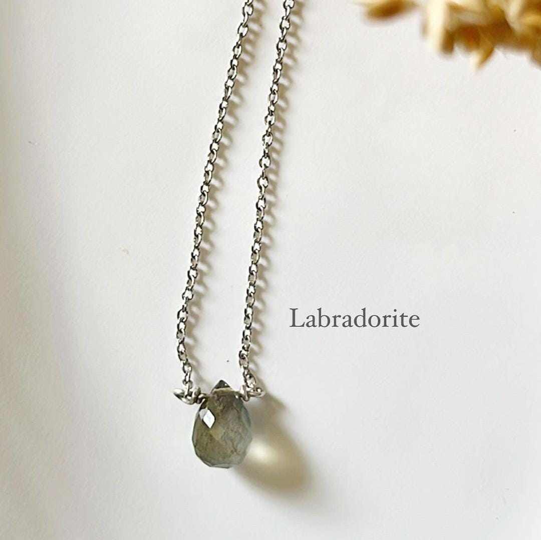 Labradorite Crystal Necklace with Droplet Pendant
