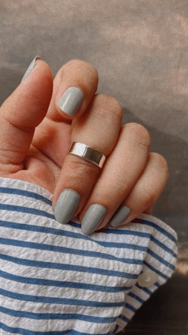 Plain Rectangular Silver Ring for Mid or Little Finger